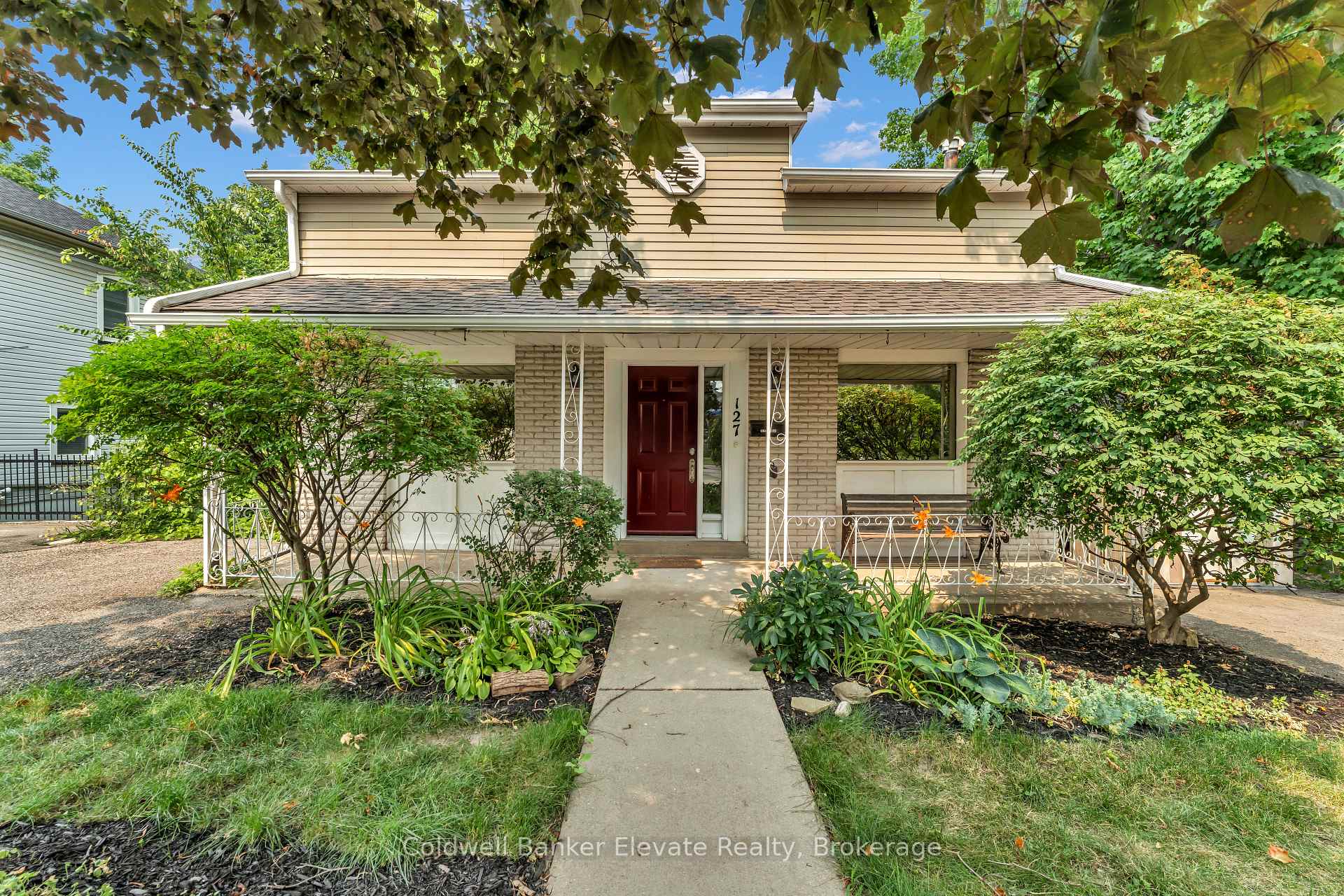 127 Main Street S, Halton Hills, ON L7G 3E5, Halton Hills — photo 1