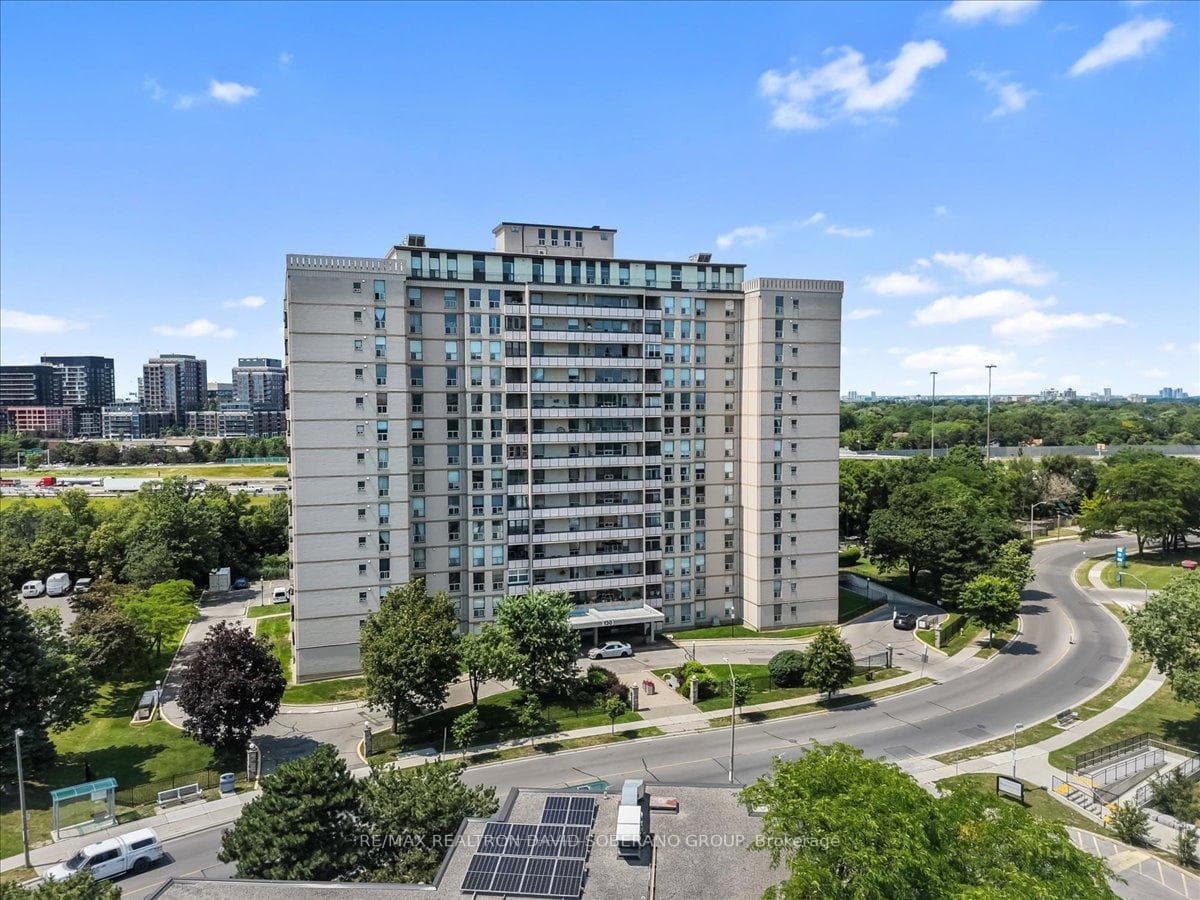 130 Neptune Drive 601, Toronto, ON M6A 1X5, Toronto C04 — photo 1