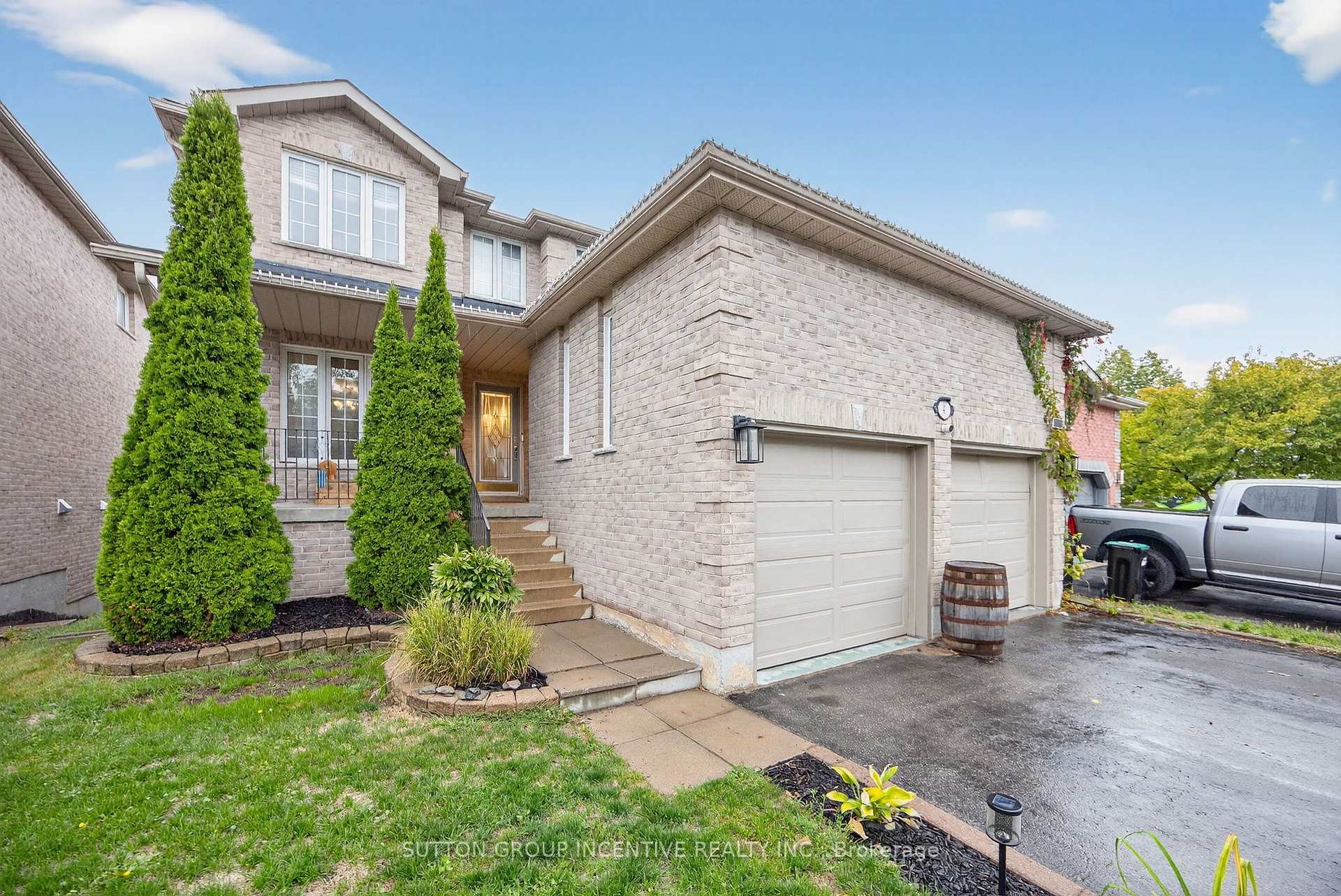 4 Dunnett Drive, Barrie, ON L4N 0H8, Barrie — photo 1