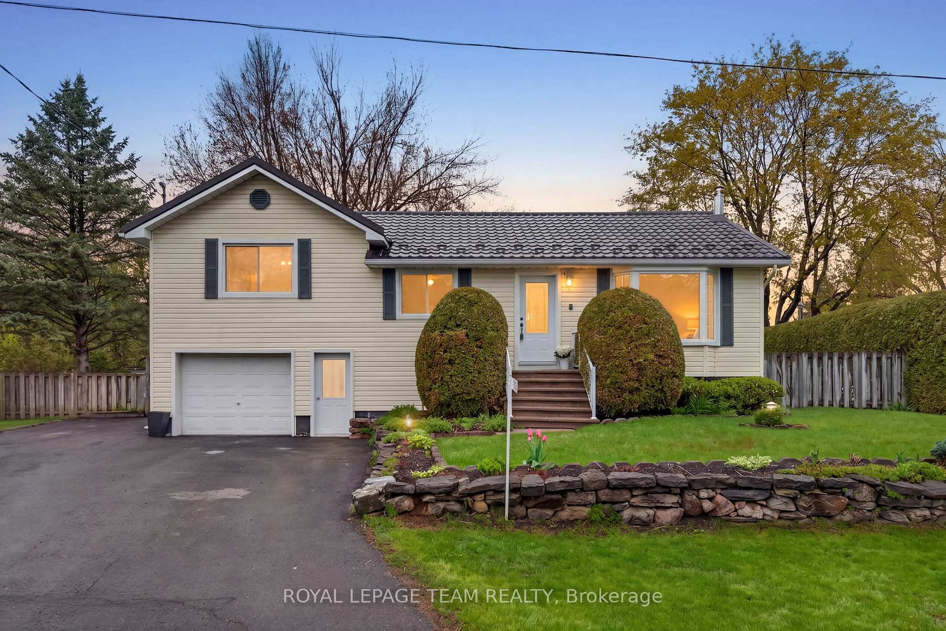 1509 Mayrene Crescent, Greely - Metcalfe - Osgoode - Vernon and Area, ON K4P 1B2, Greely - Metcalfe - Osgoode - Vernon and Area — photo 1