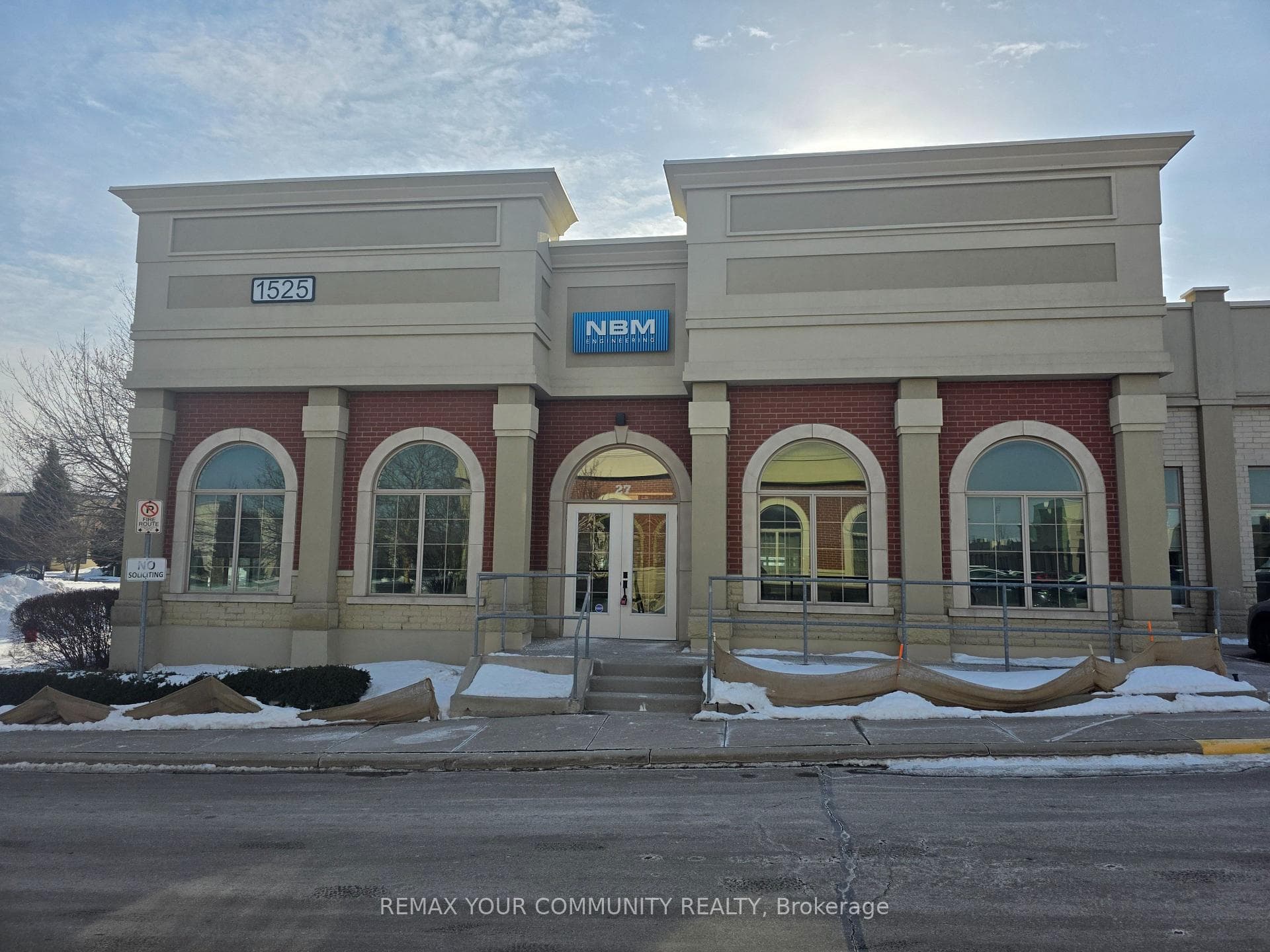 1525 Cornwall Road 27, Oakville, ON L6J 0B2, Oakville — photo 1