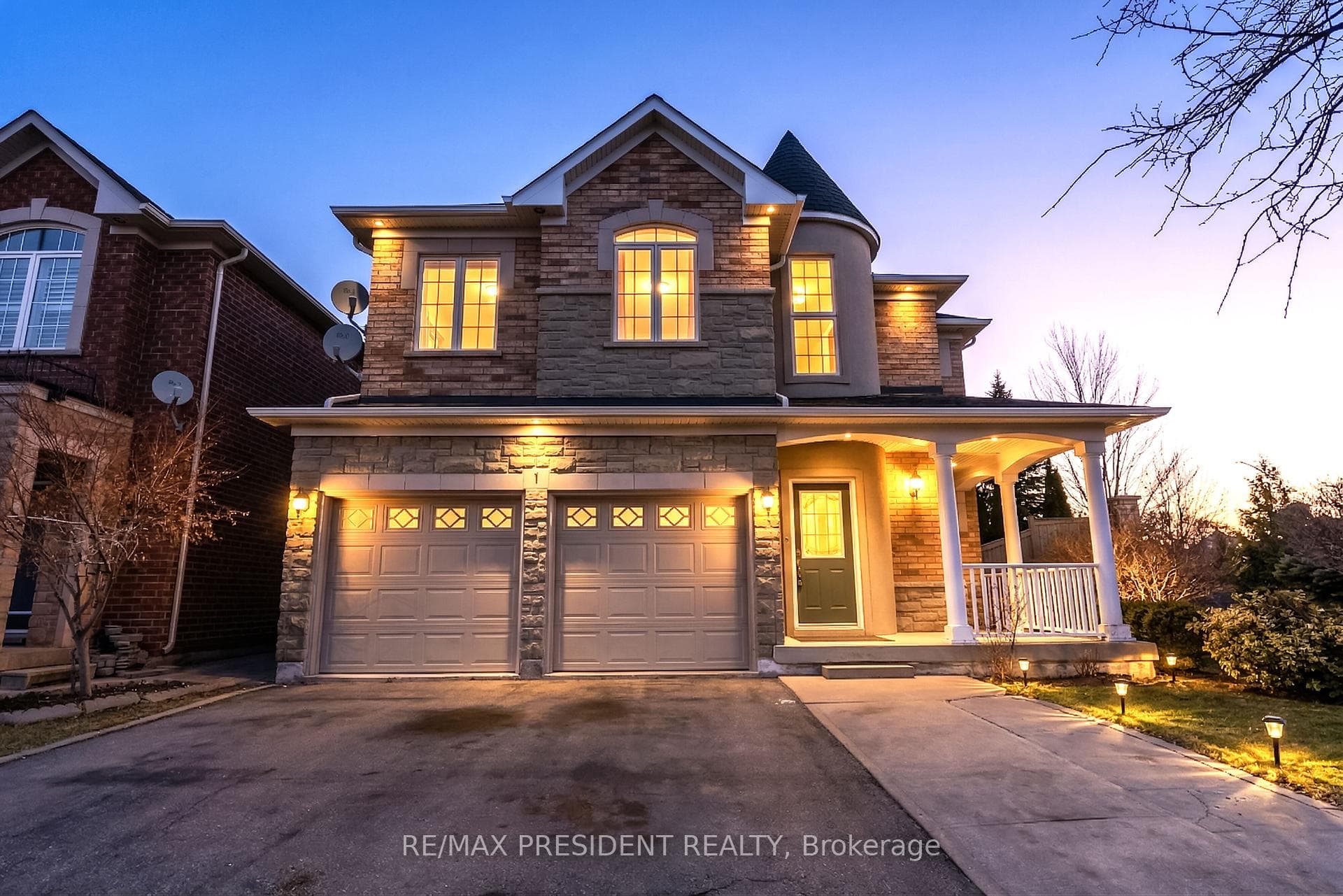 1 Crown Victoria Drive, Brampton, ON L7A 3A2, Brampton — photo 1