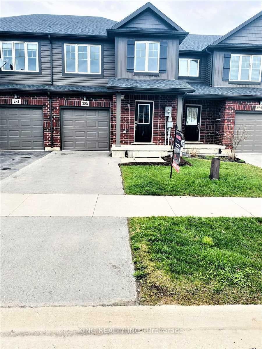 285 Silverwood Avenue, Welland, ON L3C 0B7, Welland — photo 1