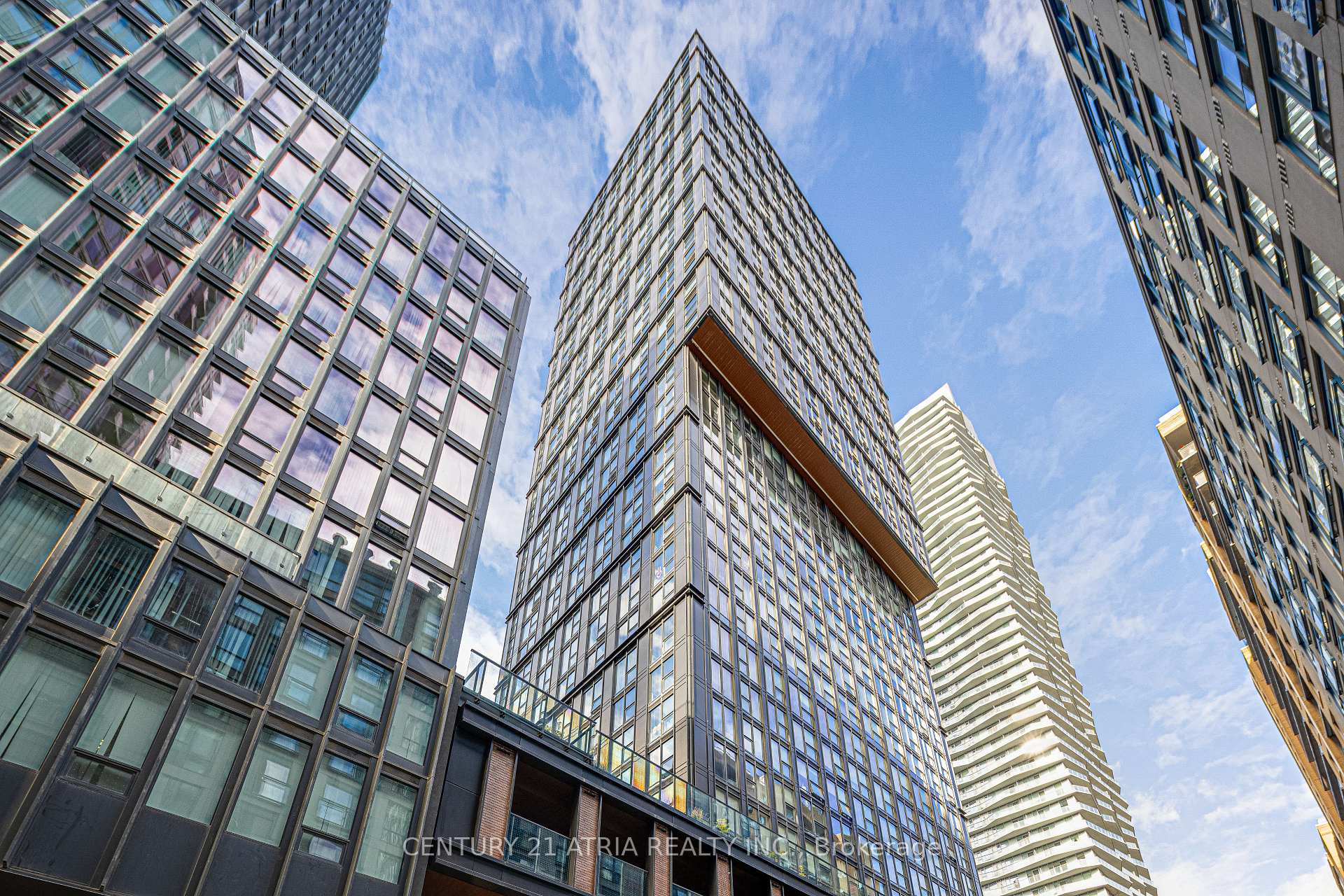 82 Dalhousie Street P2, Toronto, ON M5B 0C5, Toronto C08 — photo 1
