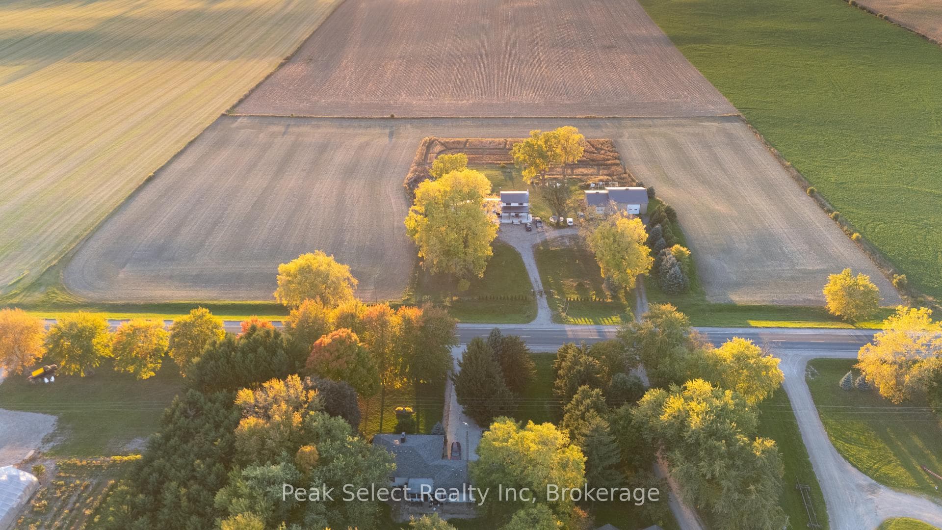 1982 Road 163, Perth South, ON N4X 1C4, Perth South — photo 1