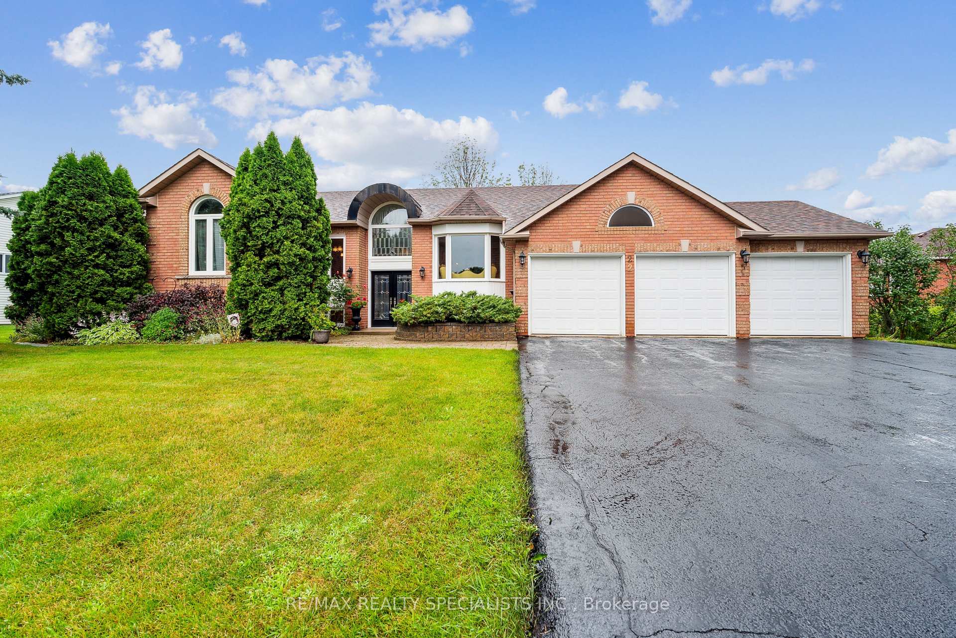 22 Lamont Creek Drive, Wasaga Beach, ON L9Z 1J9, Wasaga Beach — photo 1