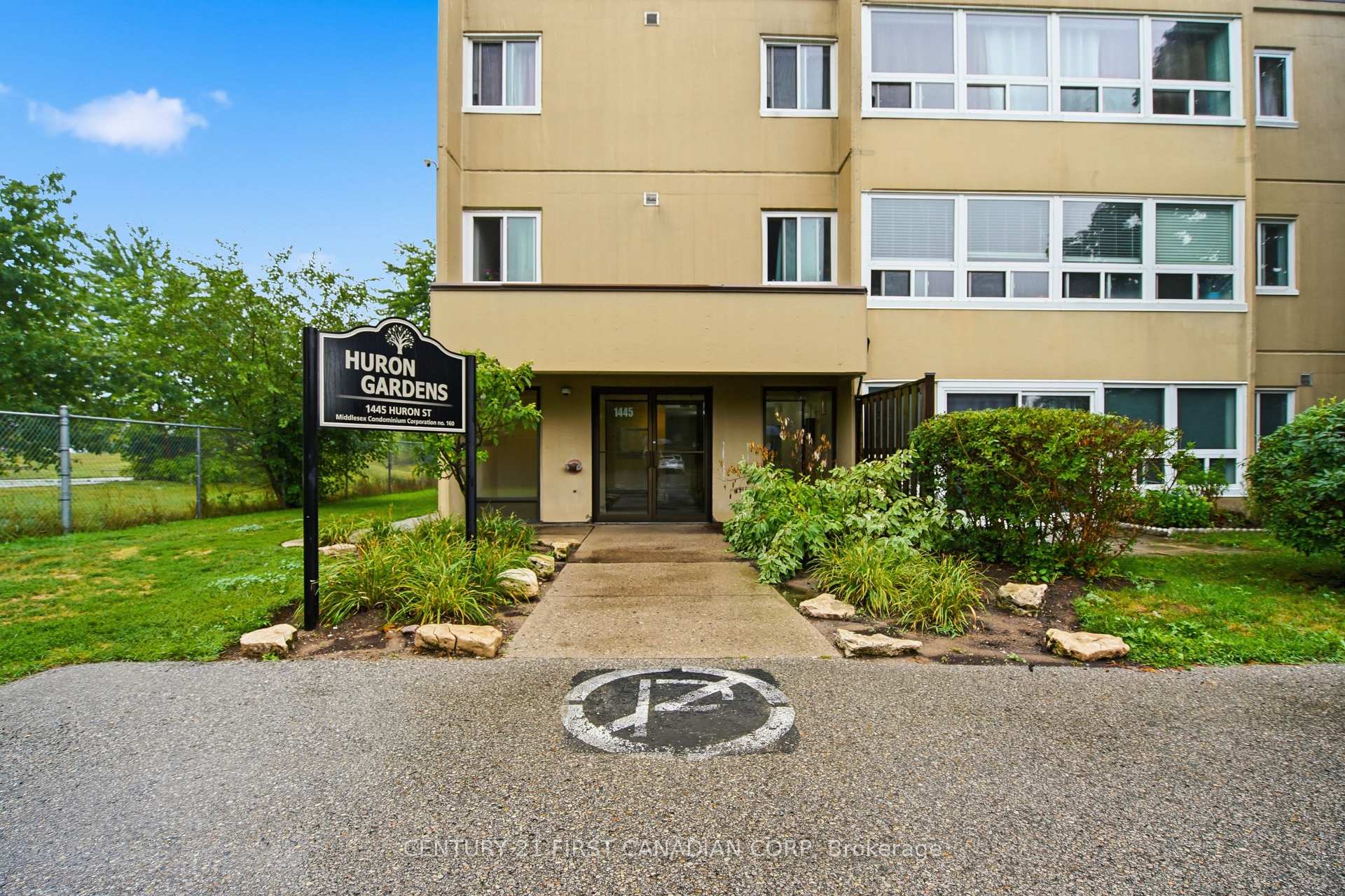 1445 HURON Street 306, London East, ON N5V 2E6, London East — photo 1
