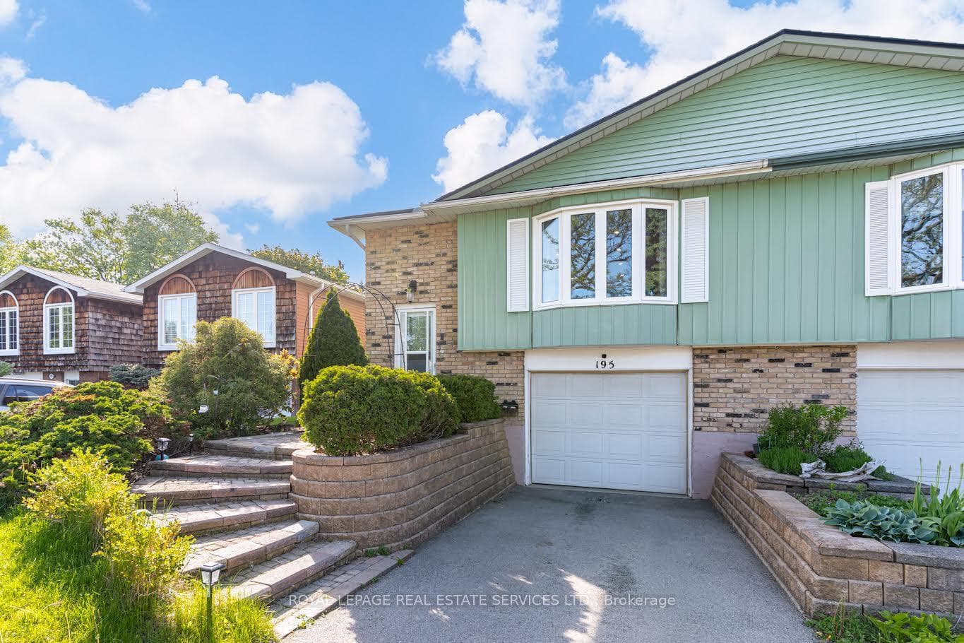 195 Cullum Court, Burlington, ON L7T 4A9, Burlington — photo 1