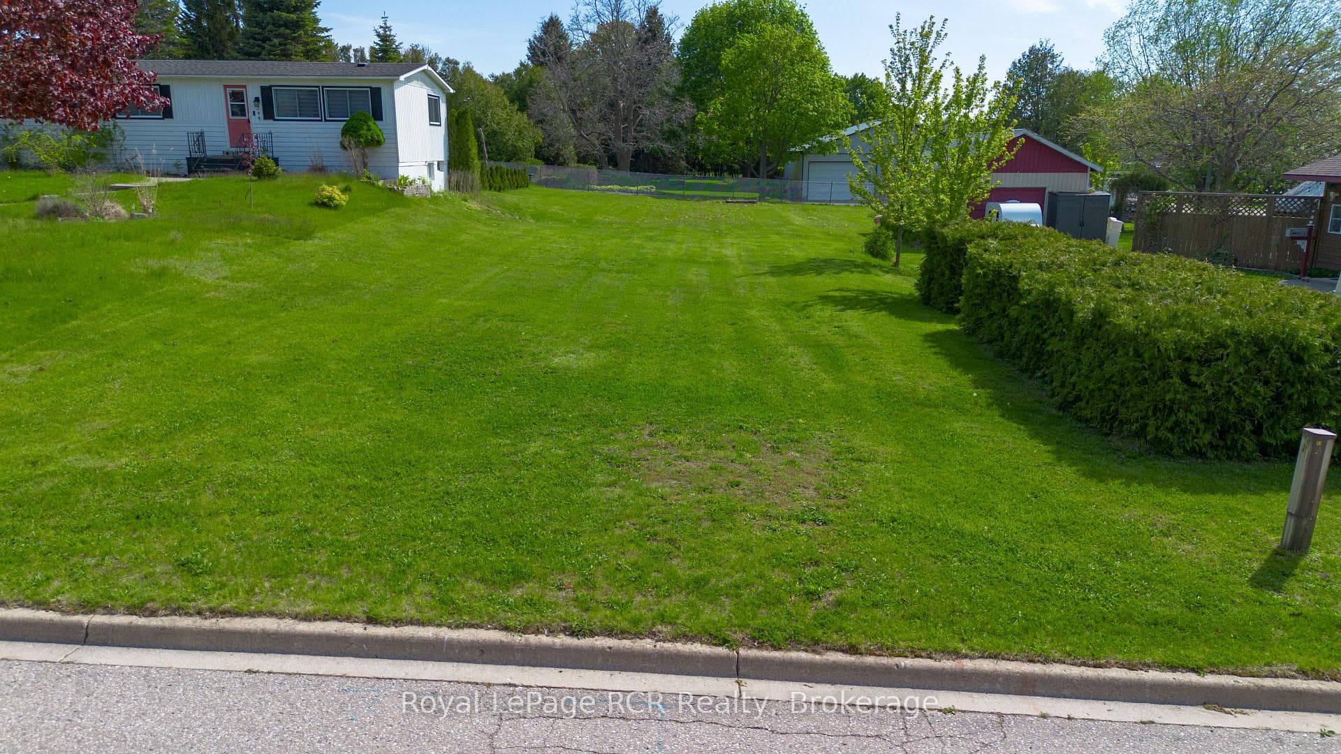 344 St. Albert Street, Kincardine, ON N2Z 2T8, Kincardine — photo 1