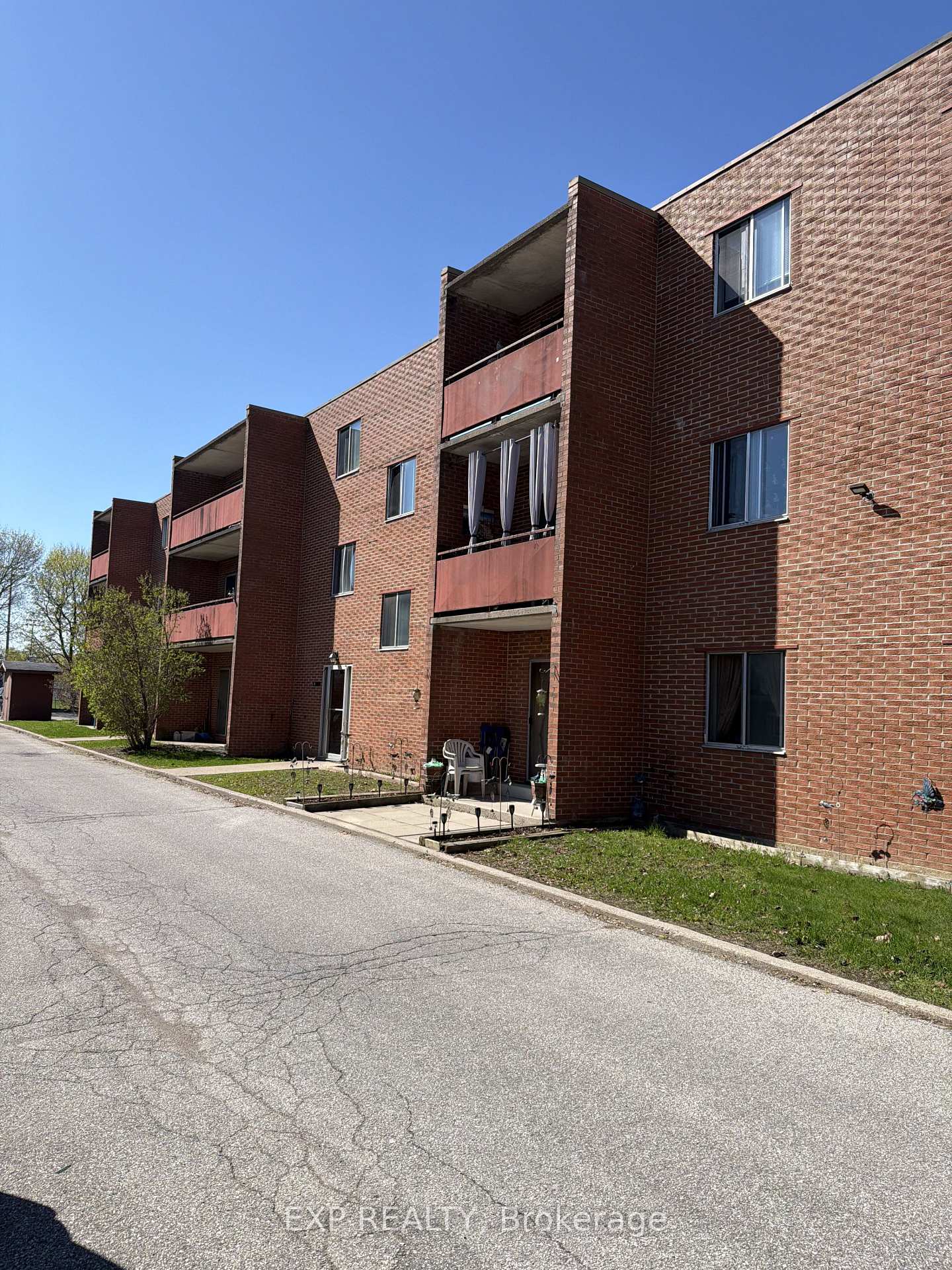 187 Lisgar Ave Avenue 204, Tillsonburg, ON N4G 3L5, Tillsonburg — photo 1