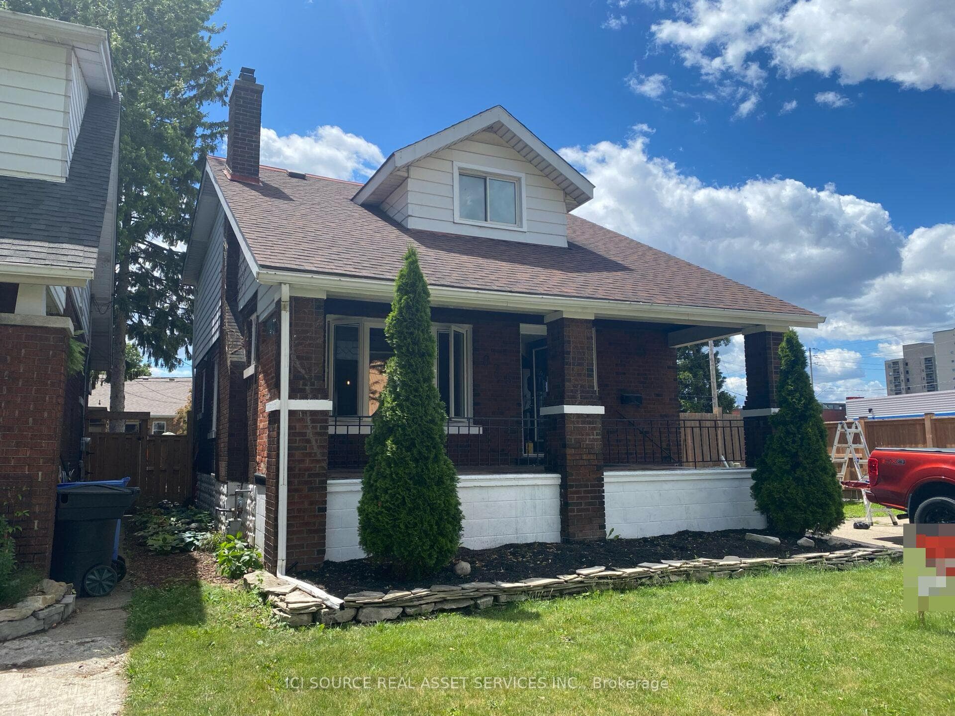 825 Raymo Road, Windsor, ON N8Y 4A5, Windsor — photo 1