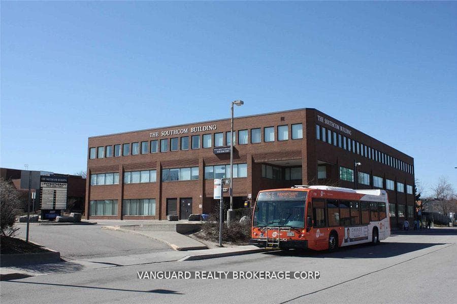 2227 South Mill Way 103, Mississauga, ON L5L 3R6, Mississauga — photo 1