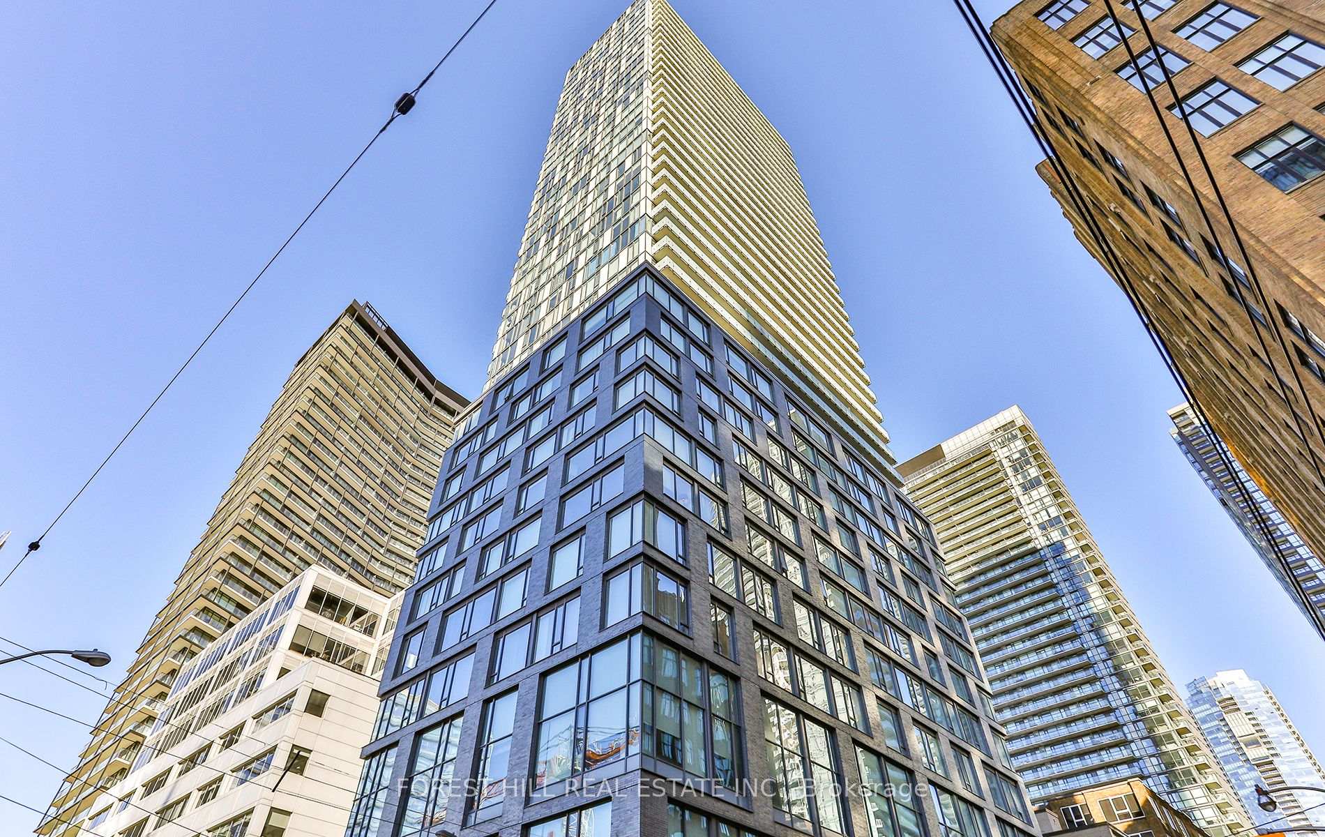 334 Adelaide Street 206, Toronto, ON M5V 1R4, Toronto C01 — photo 1