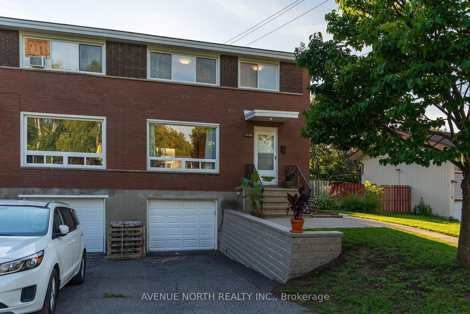2732-2730 Colman Street, Billings Bridge - Riverside Park and Area, ON K1V 8J9, Billings Bridge - Riverside Park and Area — photo 1