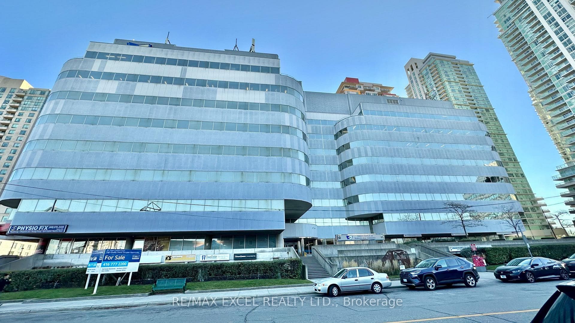 55 Town Centre Court 102, Toronto, ON M1P 4X4, Toronto E09 — photo 1
