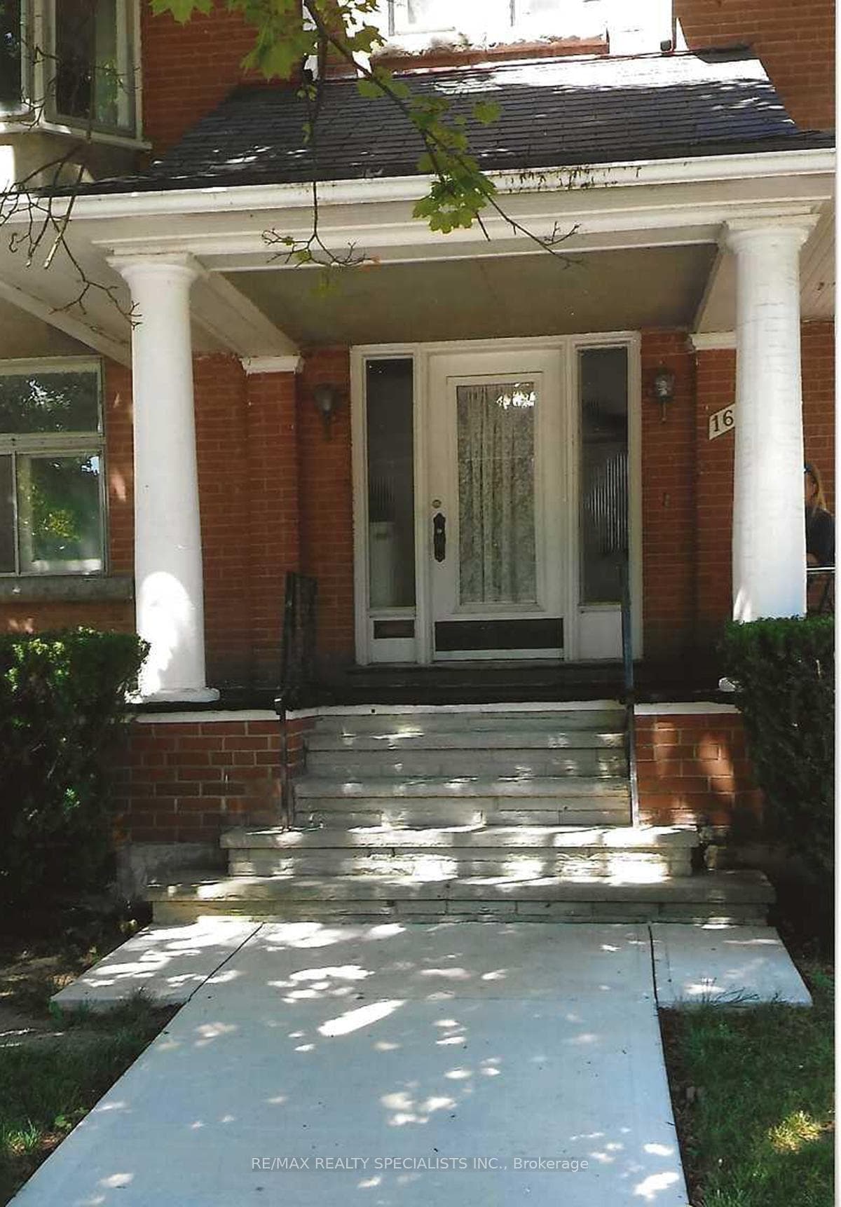 16 Wellington Street E, Brampton, ON L6W 1Y2, Brampton — photo 1