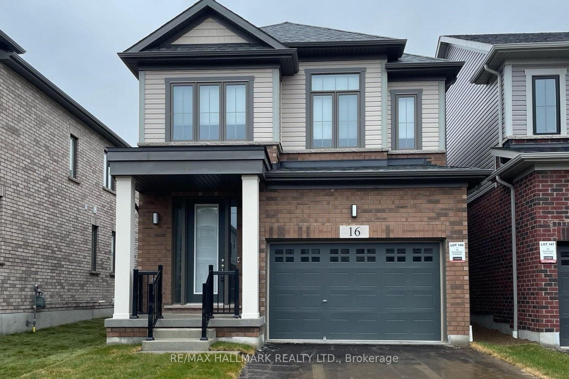 16 Crossmore Crescent, Cambridge, ON N1S 0C7, Cambridge — photo 1
