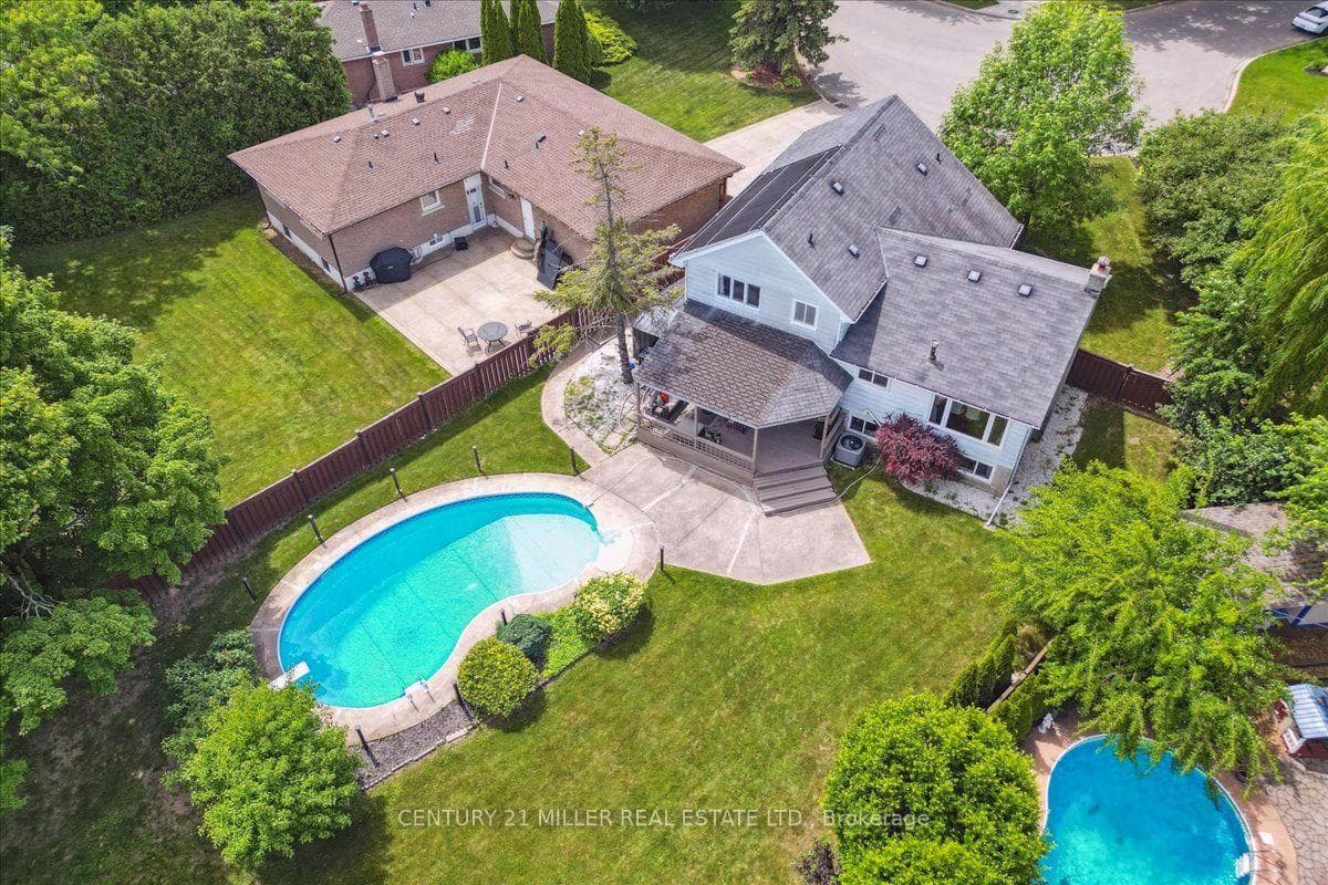 2442 Woburn Crescent, Oakville, ON L6L 5E9, Oakville — photo 1