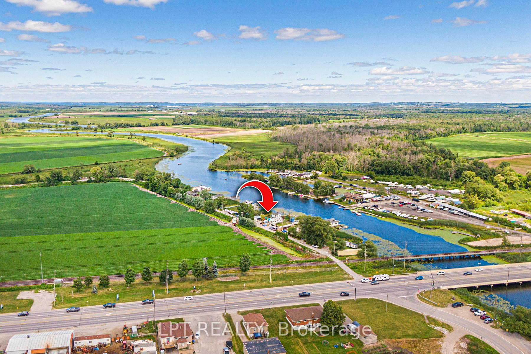 17 Private Drive, Bradford West Gwillimbury, ON L3Z 3H3, Bradford West Gwillimbury — photo 1
