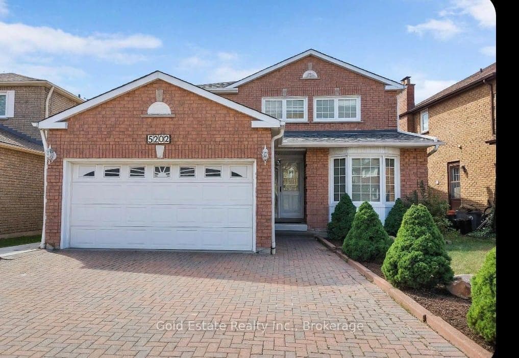 5202 Huntingfield Drive E, Mississauga, ON L5R 2L8
