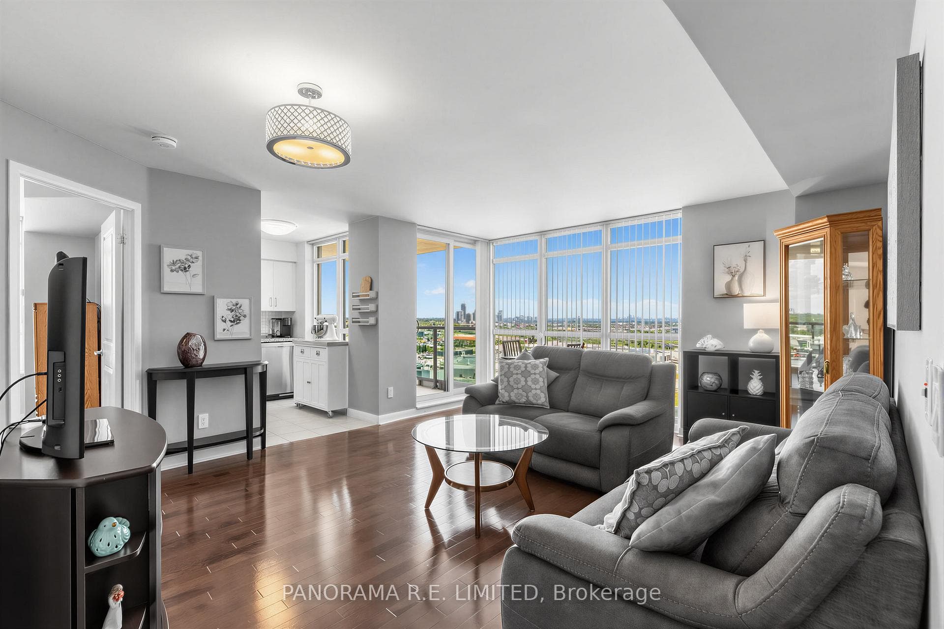 235 Sherway Gardens Road 1810, Toronto, ON M9C 0A2, Toronto W08 — photo 1