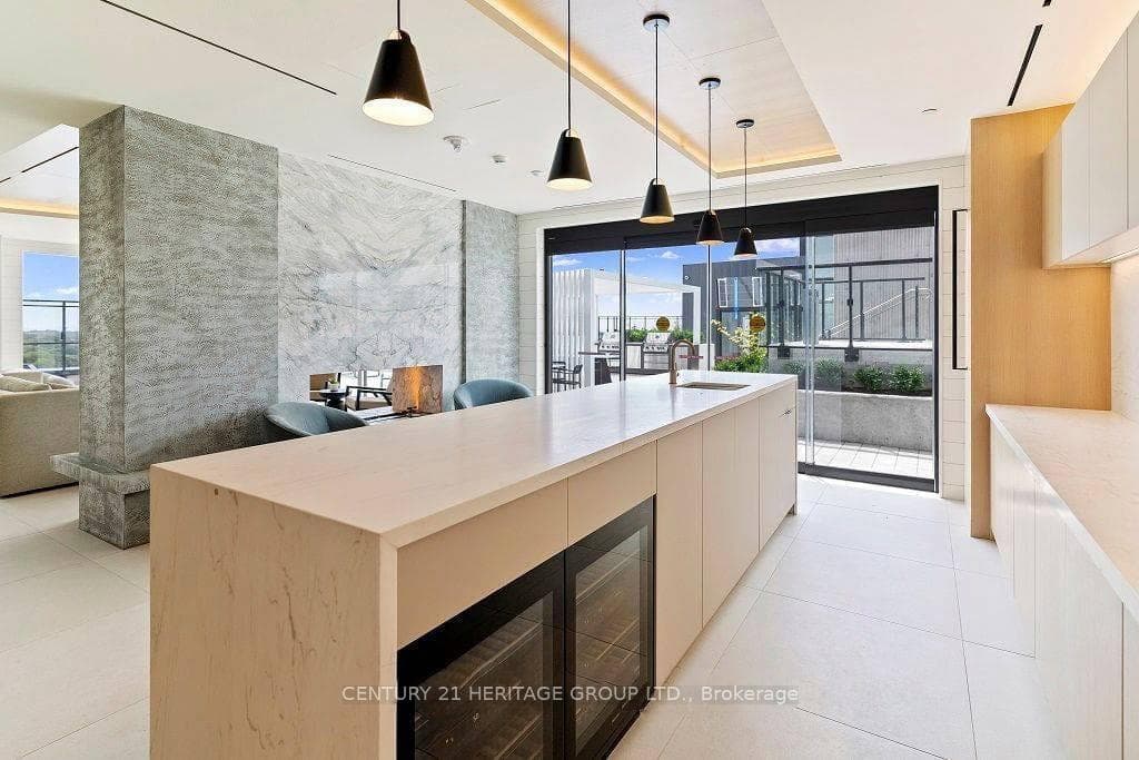5 Defries Street 619, Toronto, ON M5A 0W7, Toronto C08 — photo 1