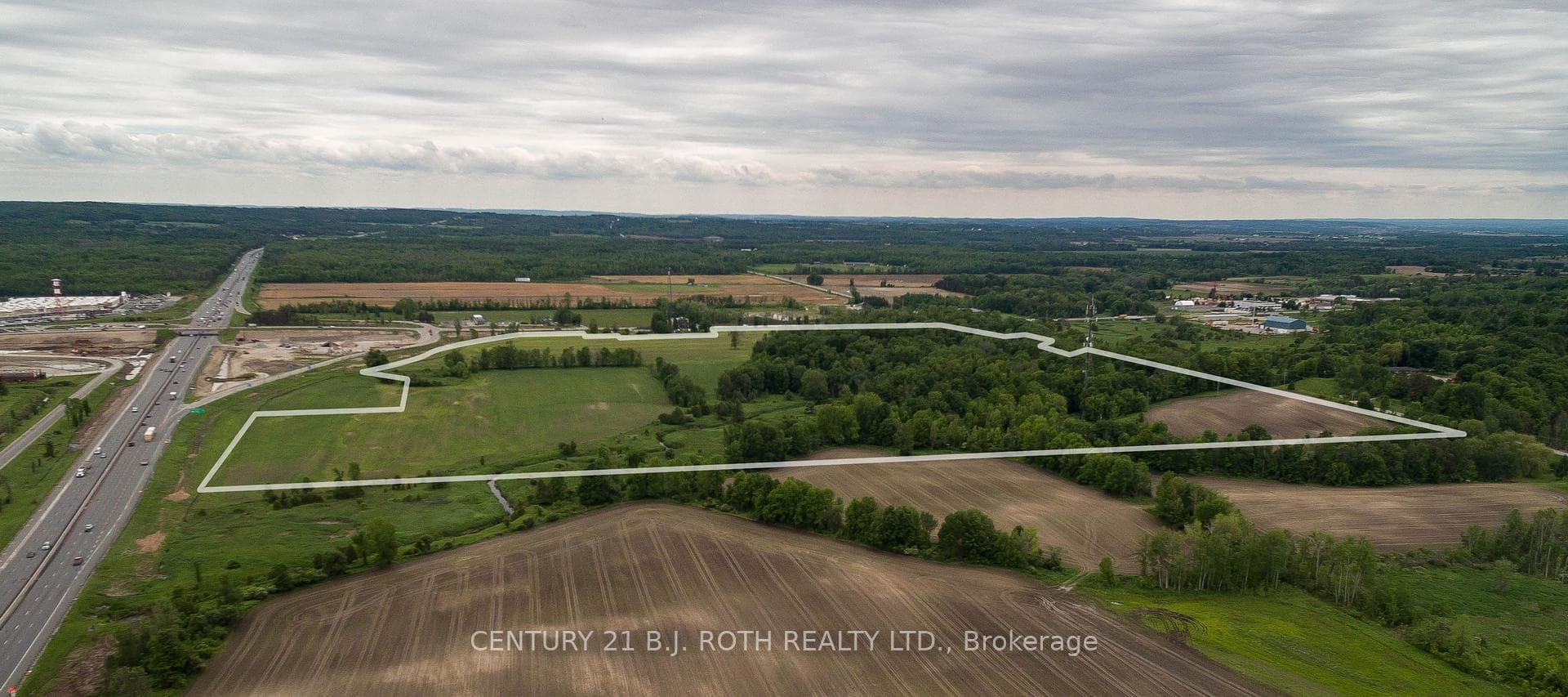 3584 HWY 89 Highway, Innisfil, ON L4M 3C3, Innisfil — photo 1