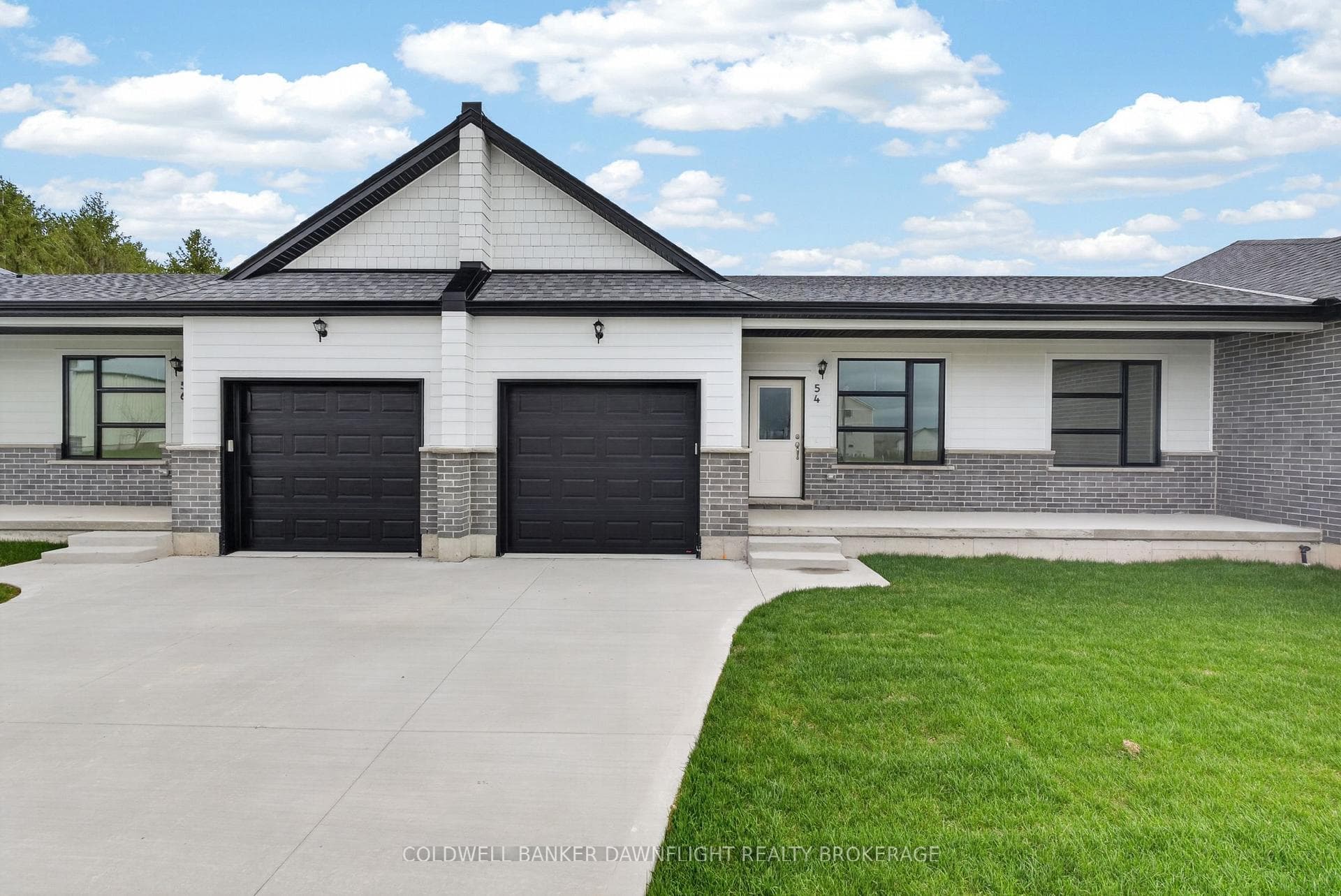 54 Moonlight Court, Central Huron, ON N0M 1L0, Central Huron — photo 1
