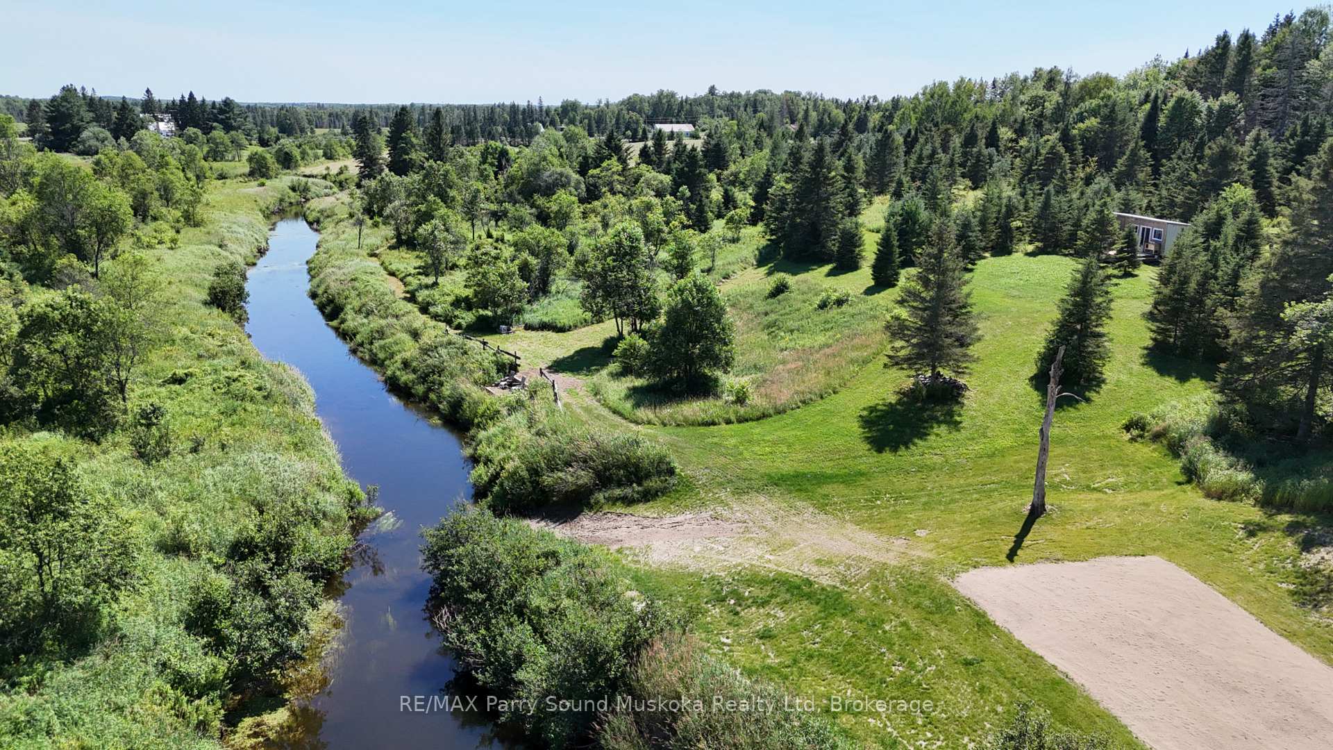 107 Miller Road, Magnetawan, ON P0A 1Z0, Magnetawan — photo 1