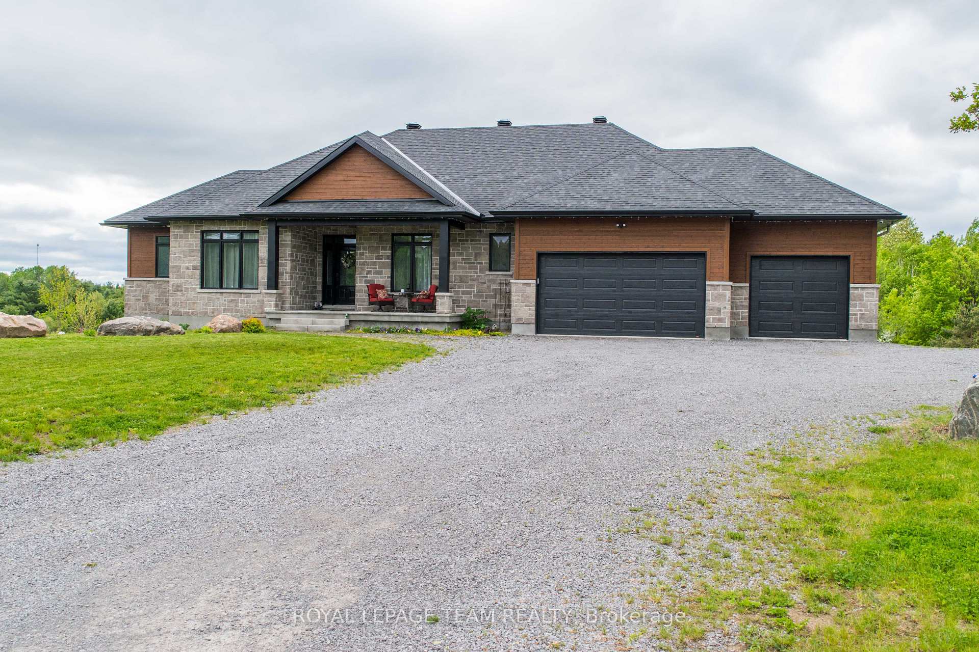 80 Raymond Luhta Crescent, McNab/Braeside, ON K7S 3G8, McNab/Braeside — photo 1