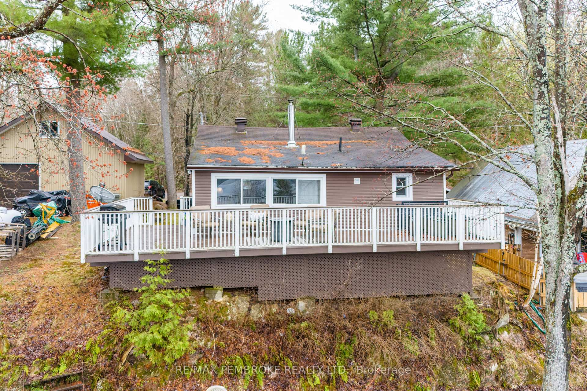 80 Macgregor Bay Trail, Petawawa, ON K8A 8K9, Petawawa — photo 1