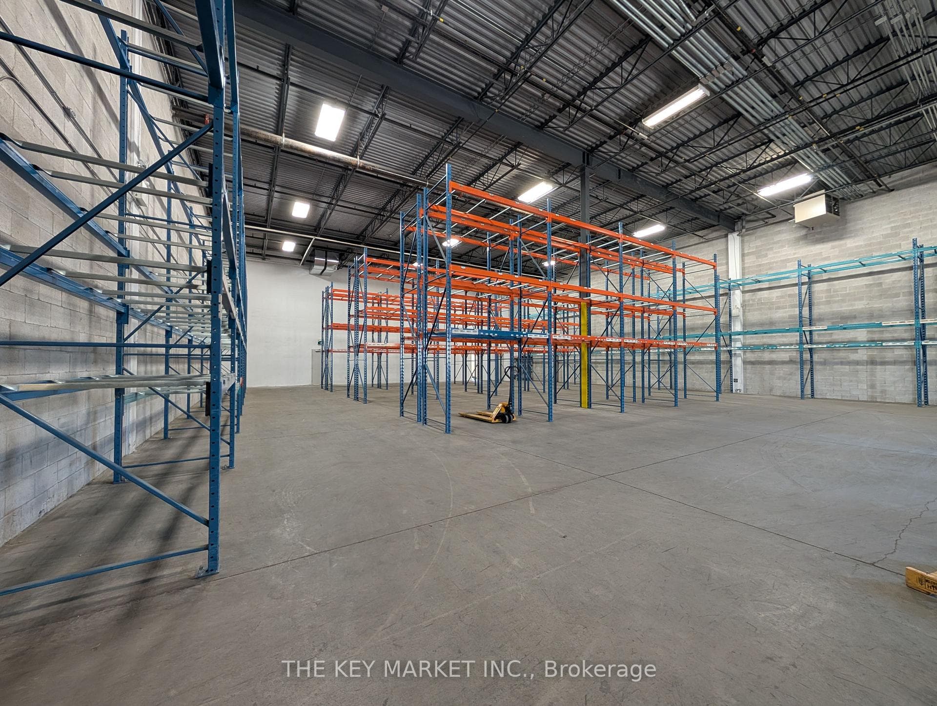 3600A Laird Road 9-11, Mississauga, ON L5L 6A6, Mississauga — photo 1