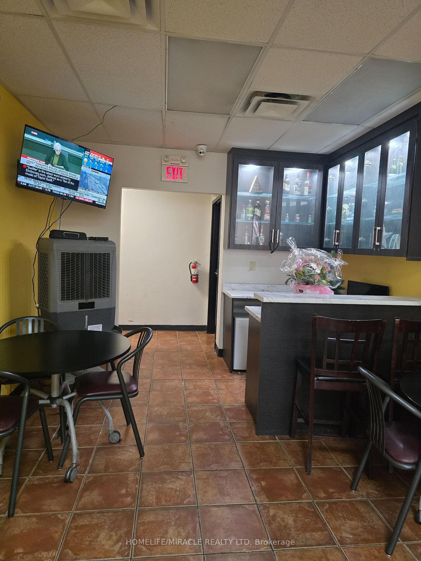 18 Market Street B, Brantford, ON N3T 2Z5, Brantford — photo 1