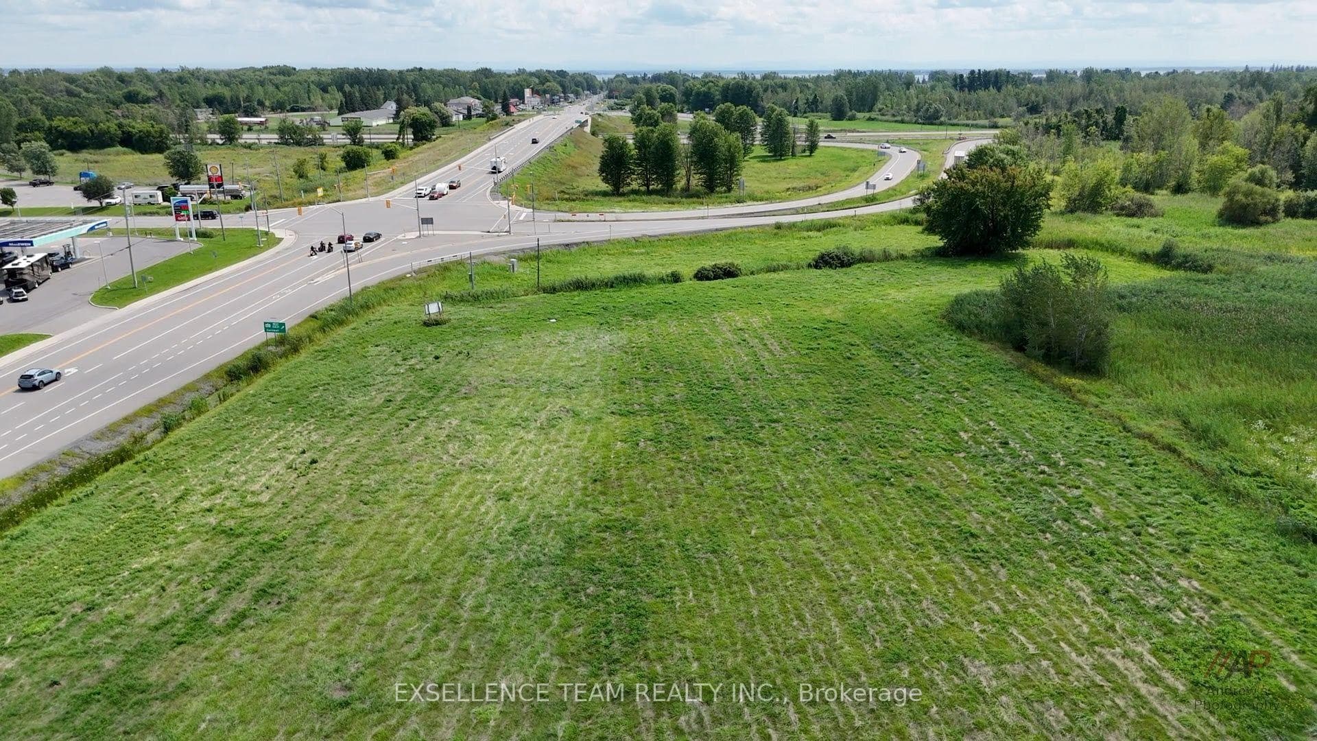 -- South Beech Street, South Glengarry, ON K0C 1N0, South Glengarry — photo 1