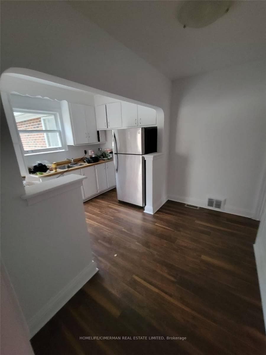 174 Johnston Avenue, Toronto, ON M2N 1H3, Toronto C07 — photo 1
