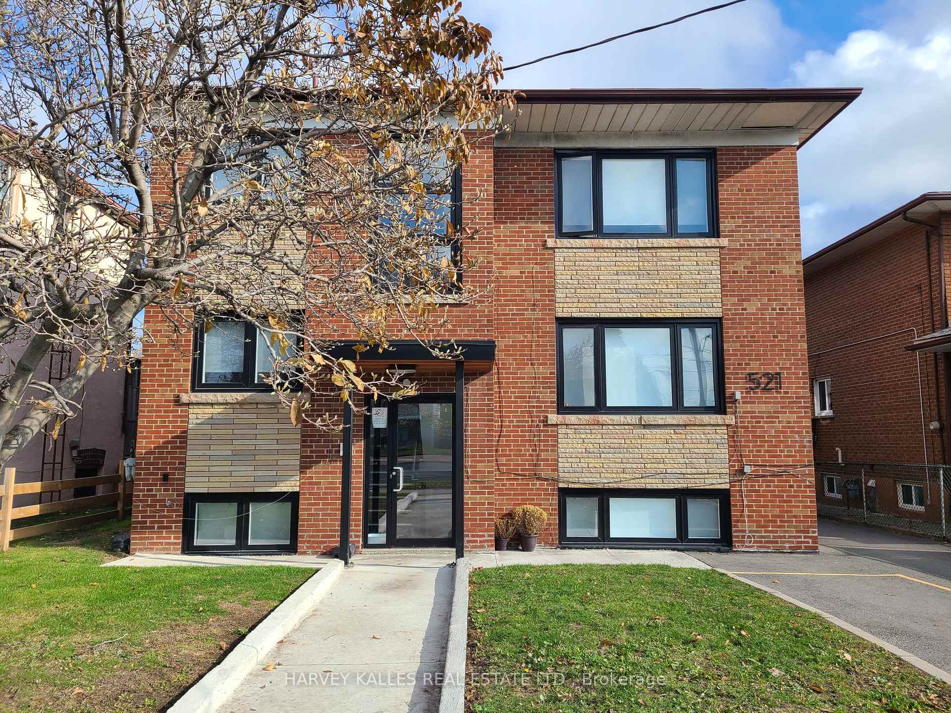 521 Browns Line 5, Toronto W06, ON M8W 3V1, Toronto W06 — photo 1