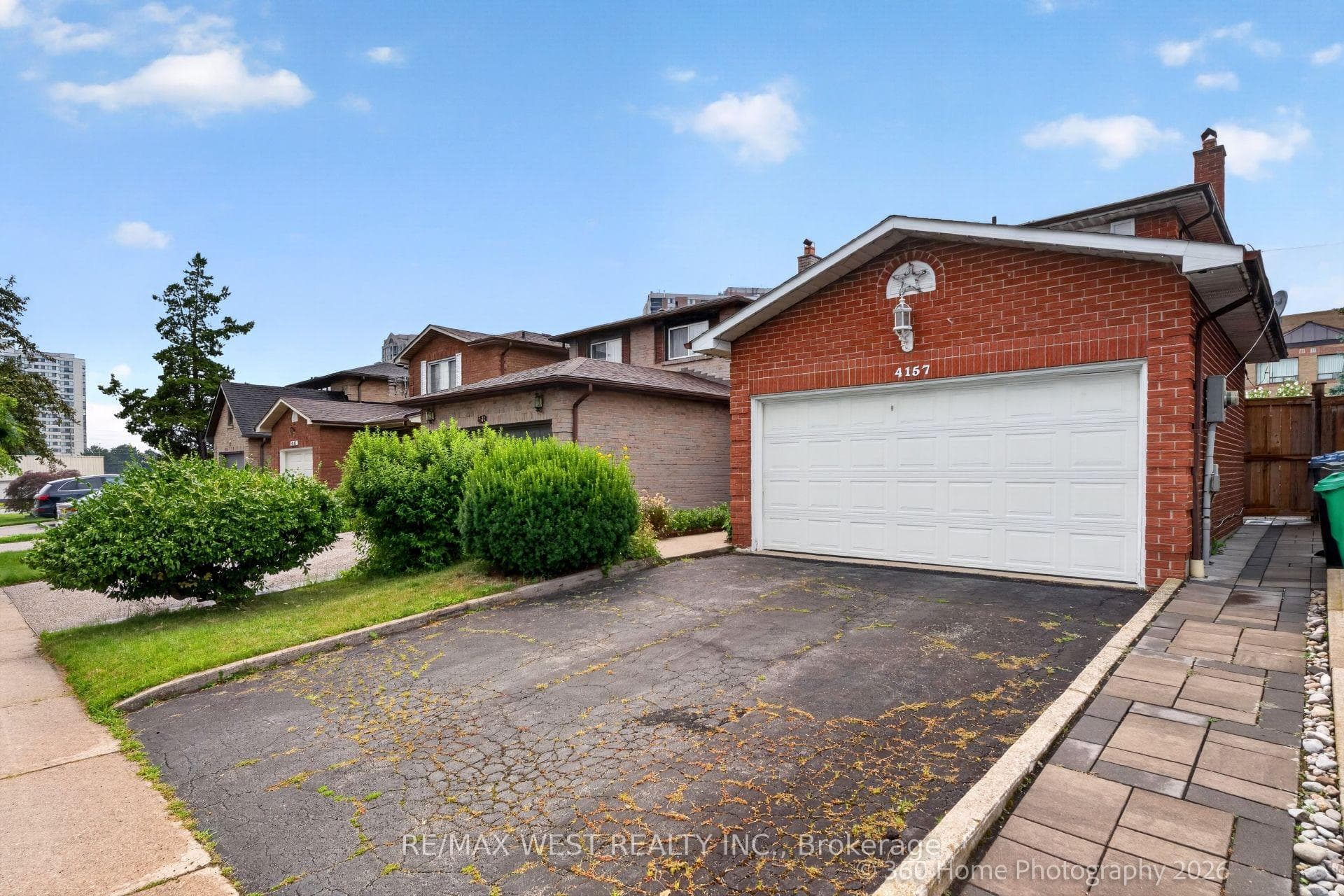 4157 Ottewell Crescent, Mississauga, ON L4W 4A4