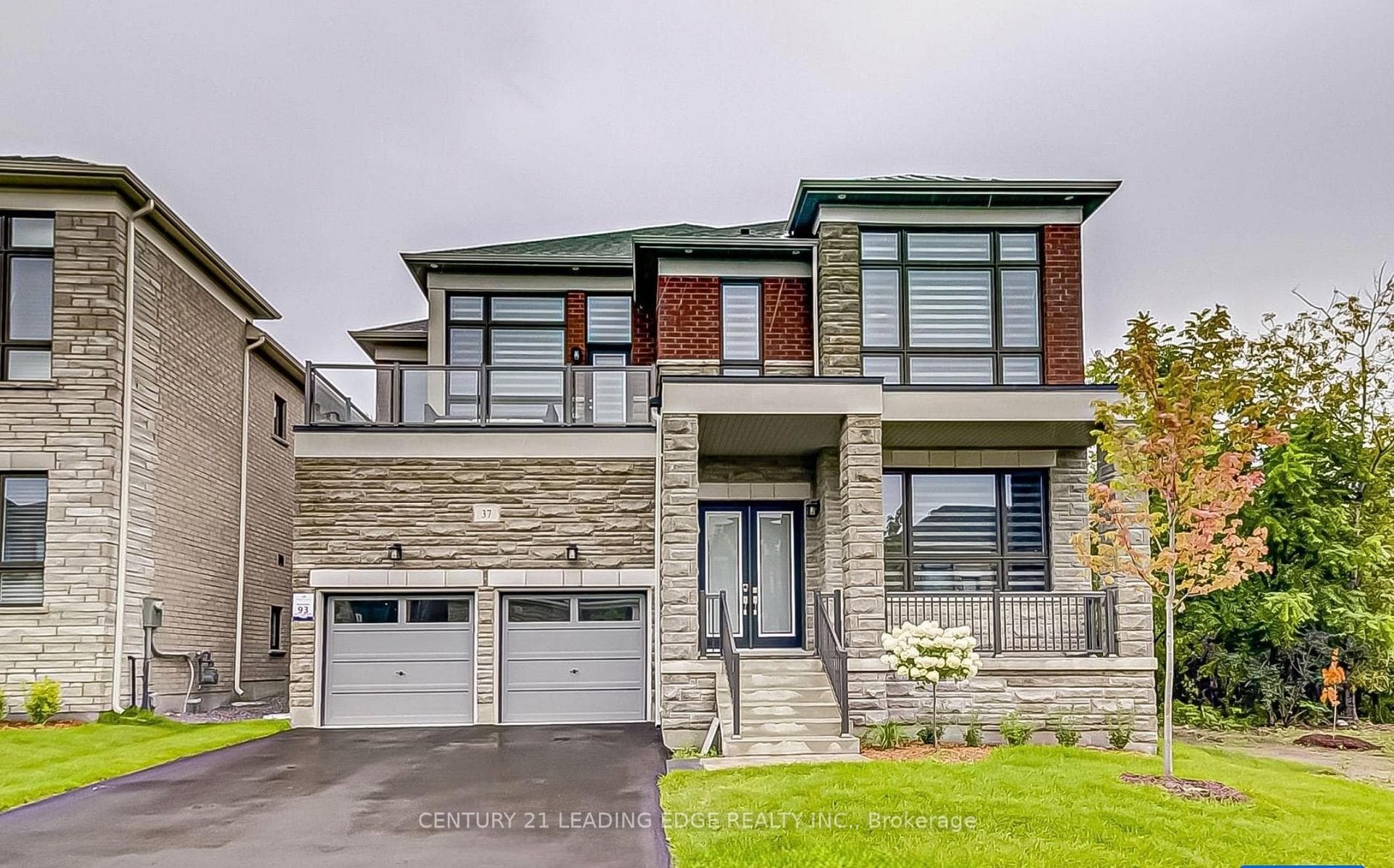 37 Woodhaven Avenue, Aurora, ON L4G 3Y1, Aurora — photo 1