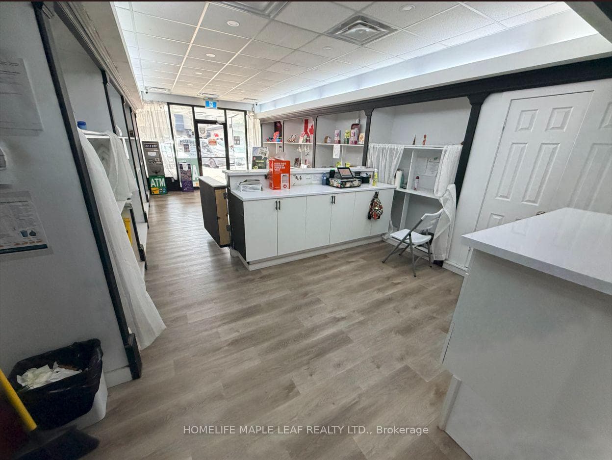 288 Dundas Street 292, London East, ON N6B 1T6, London East — photo 1
