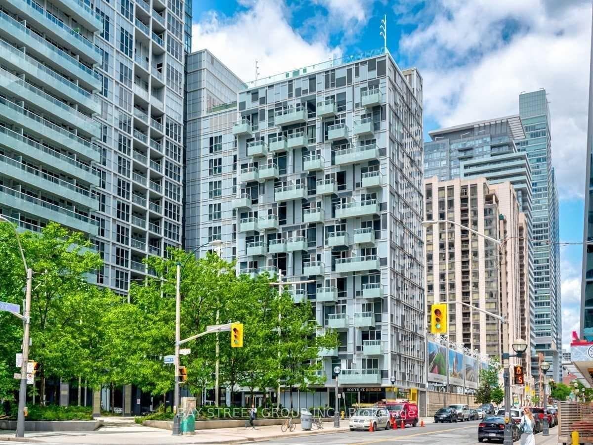 20 John Street 1117, Toronto, ON M5V 0G5, Toronto C01 — photo 1