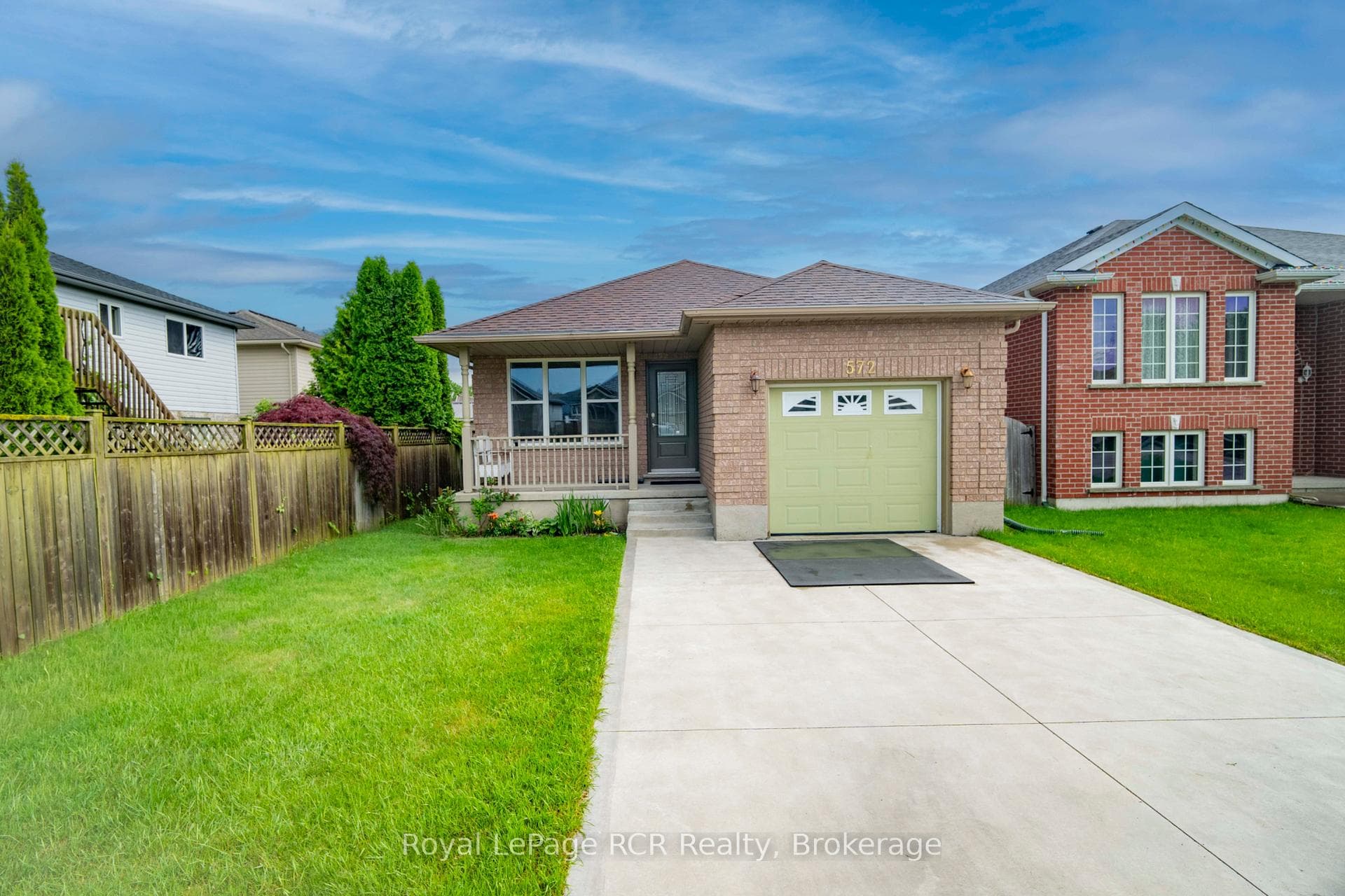 572 Scougall Court, Kincardine, ON N2Z 3B6, Kincardine — photo 1