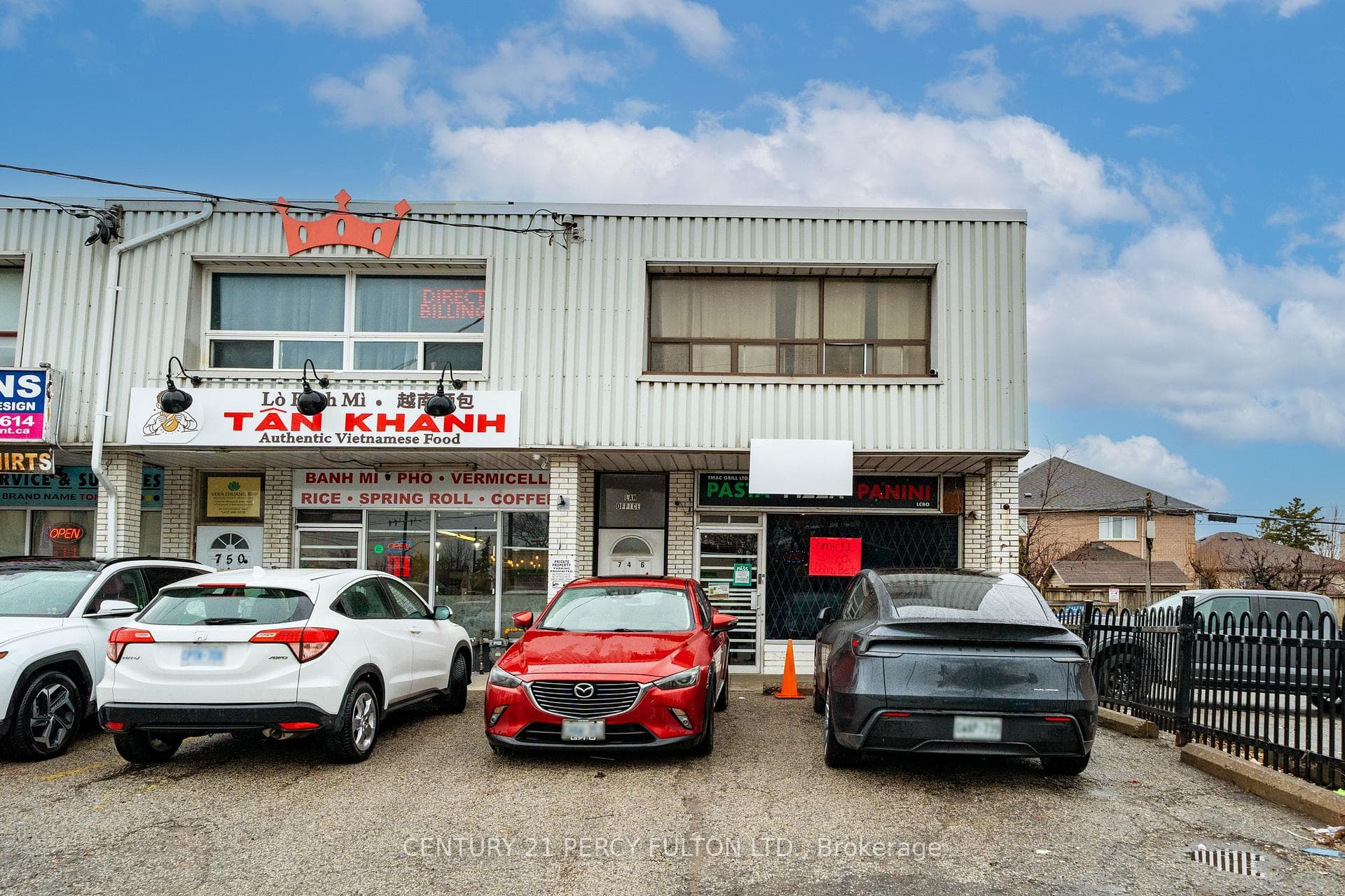 744-746 Wilson Avenue, Toronto, ON M3K 1E2, Toronto W05 — photo 1