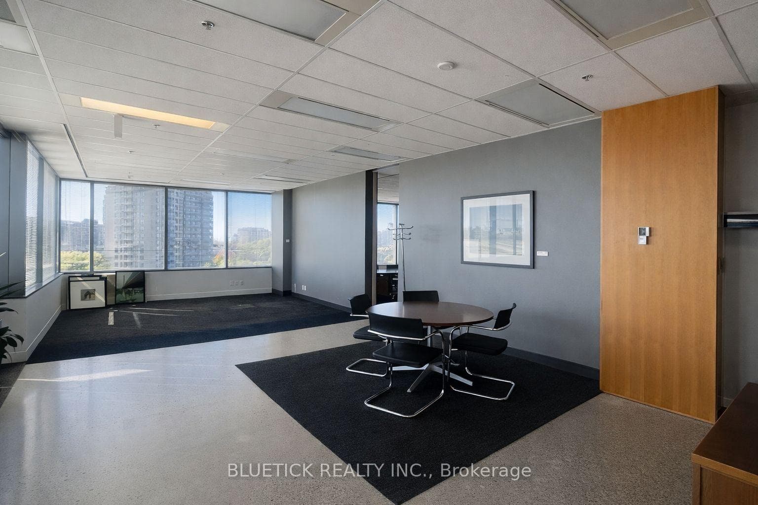 125 Commerce Valley Drive W 503, Markham, ON L3T 7W4, Markham — photo 1
