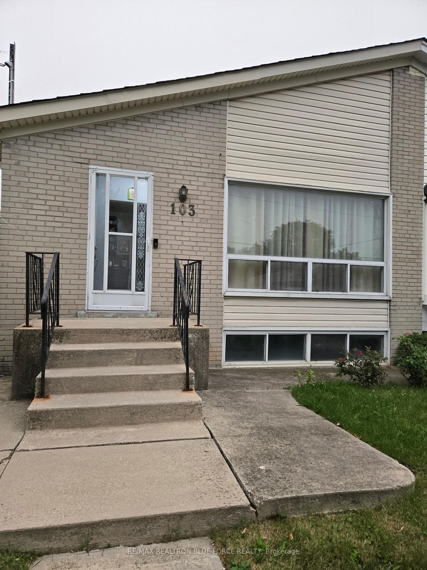 103 Santamonica Boulevard, Toronto, ON M1L 4H3, Toronto E04 — photo 1