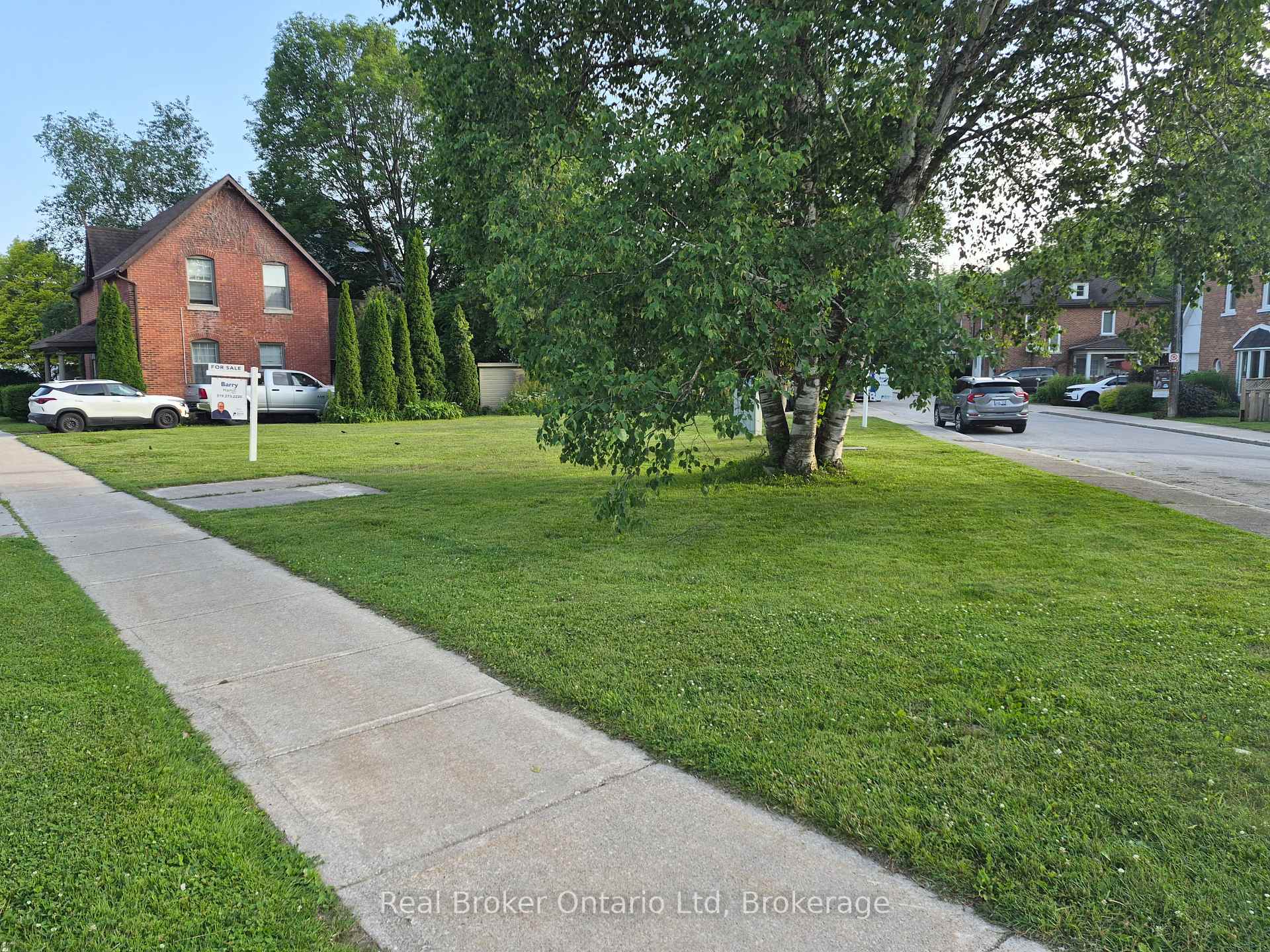 586 & 590 2nd Avenue E, Owen Sound, ON N4K 2G6, Owen Sound — photo 1
