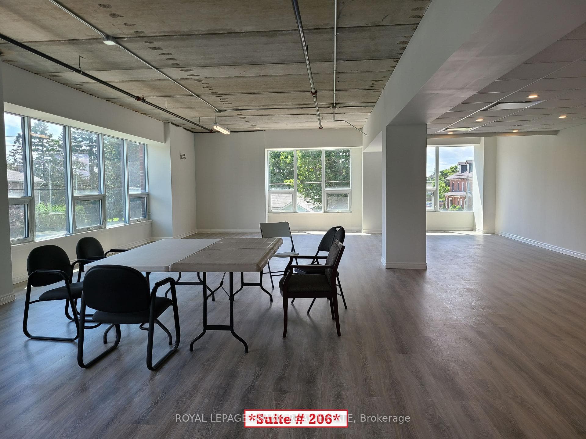 109 King Avenue 205, Clarington, ON L1B 1H3, Clarington — photo 1