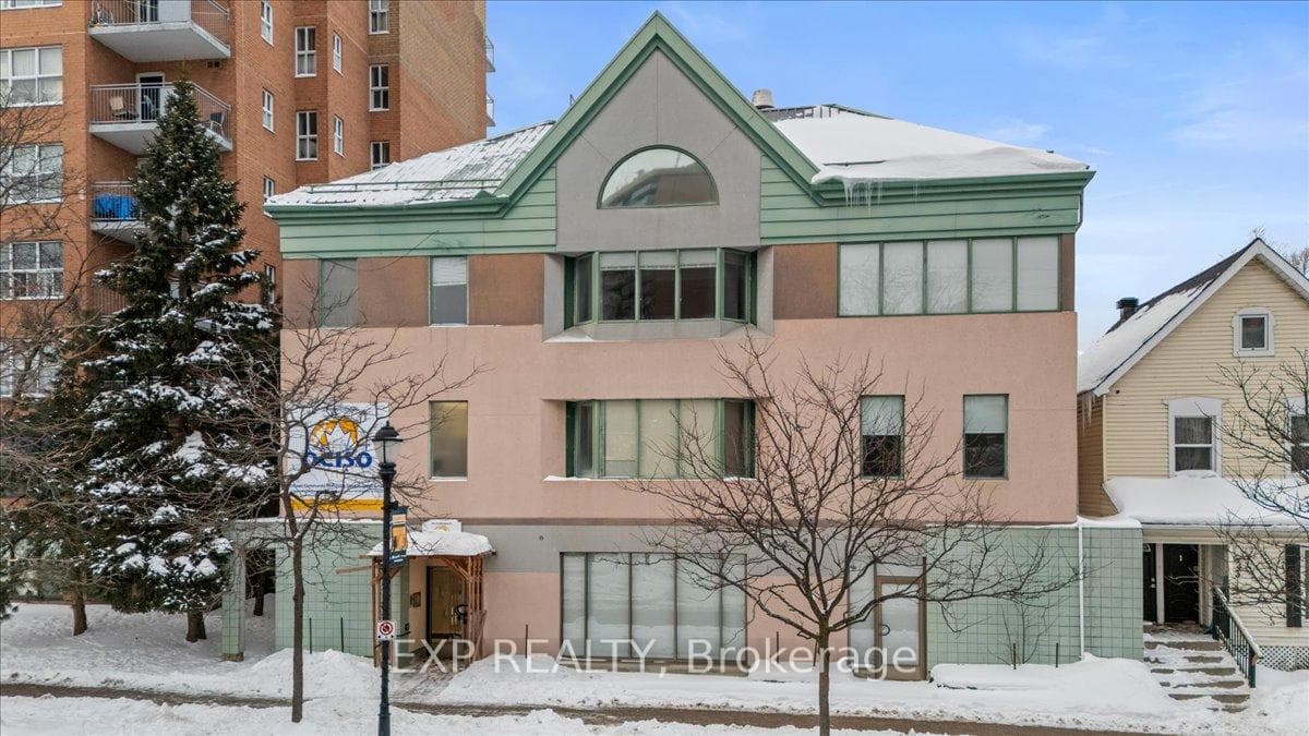 945 Wellington Street, West Centre Town, ON K1Y 2X5, West Centre Town — photo 1