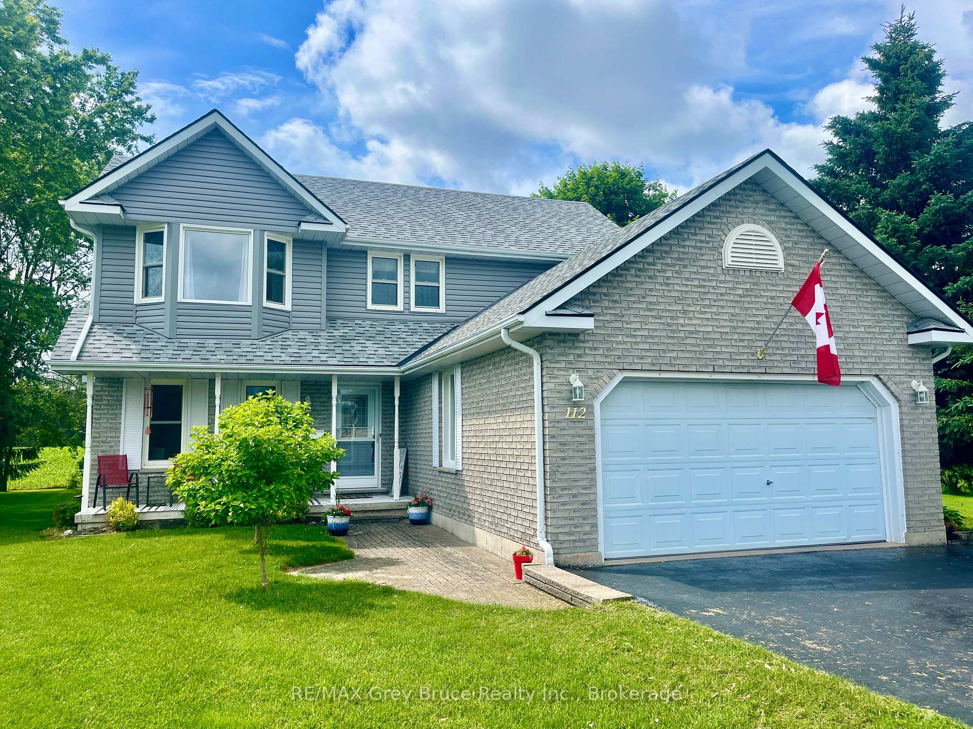 112 Mary Avenue, Georgian Bluffs, ON N4K 5N5, Georgian Bluffs — photo 1