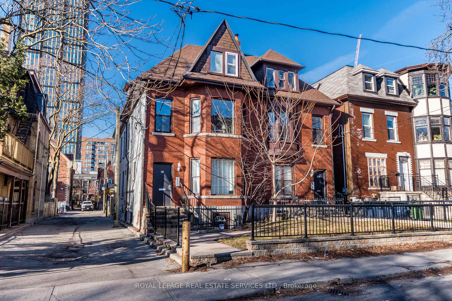 118 Pembroke Street 1, Toronto, ON M5A 2N8, Toronto C08 — photo 1