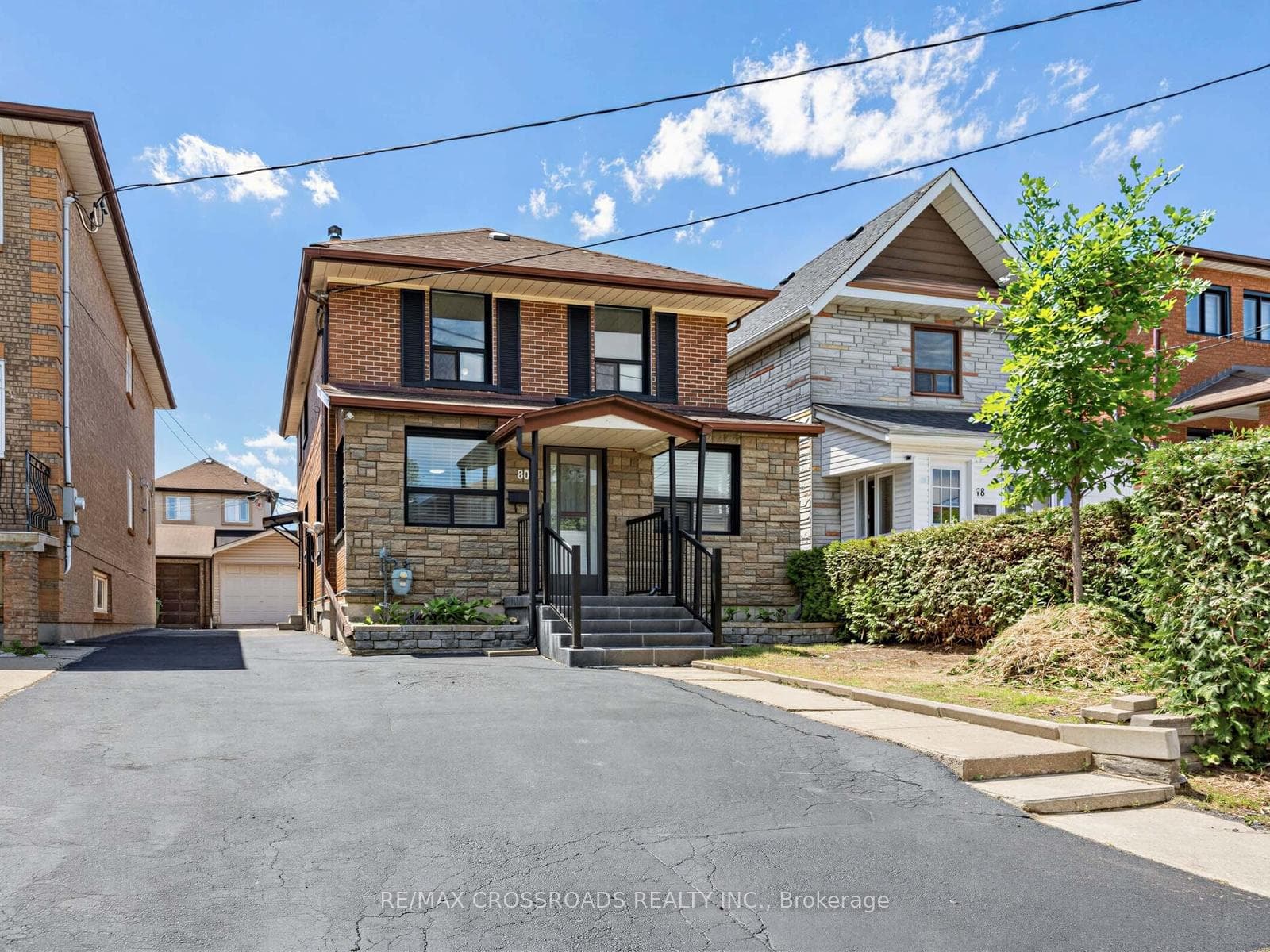 80 Gray Avenue, Toronto W03, ON M6N 4S8, Toronto W03 — photo 1
